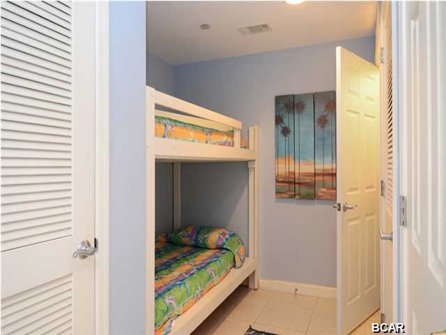 Splash Condo - Residential