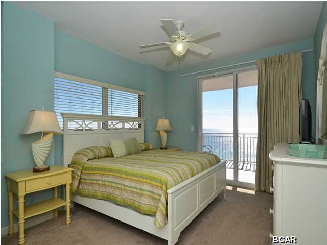 Splash Condo - Residential