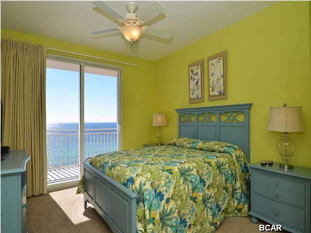 Splash Condo - Residential