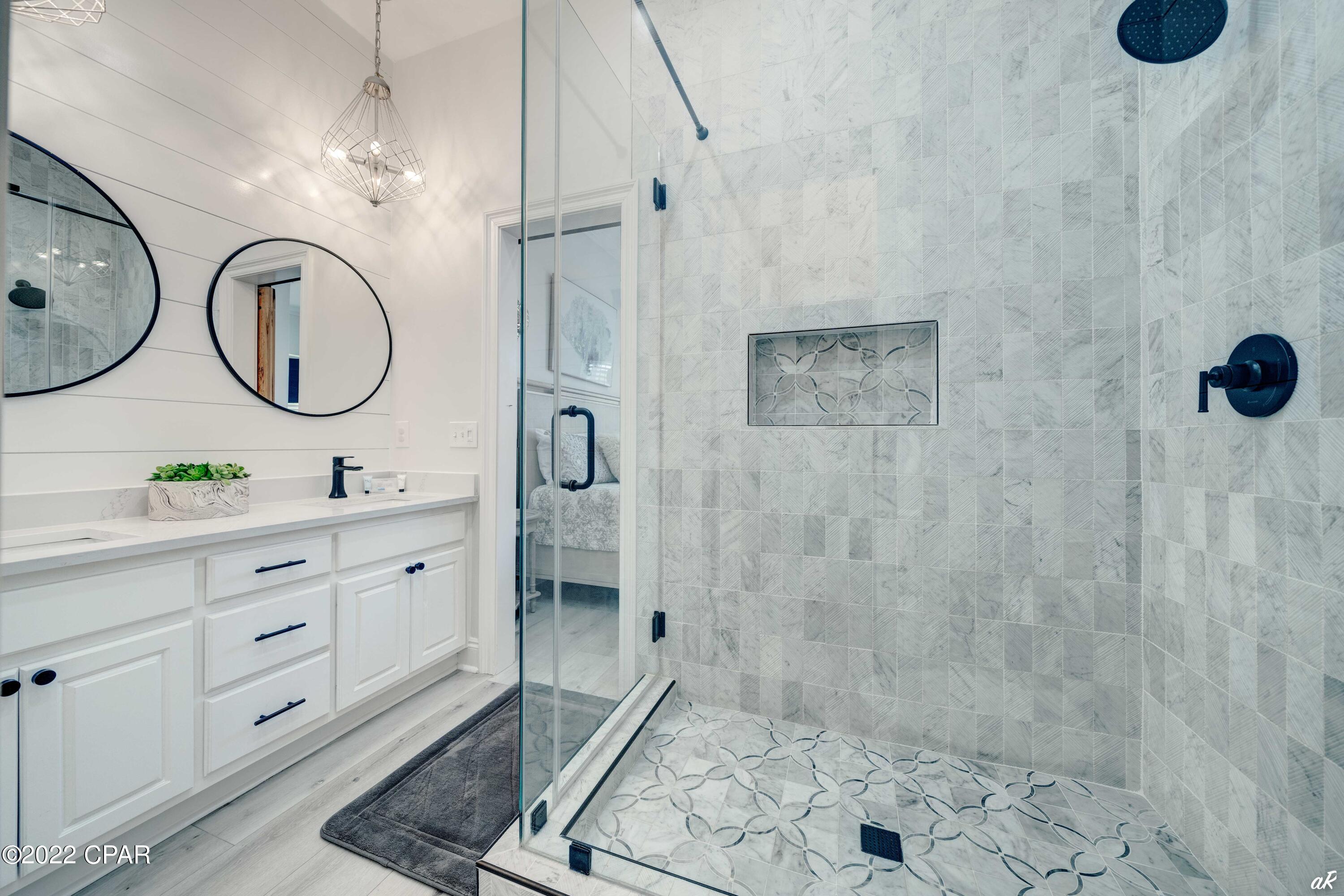 Summer Towne Cottage Condo Ph II - Residential