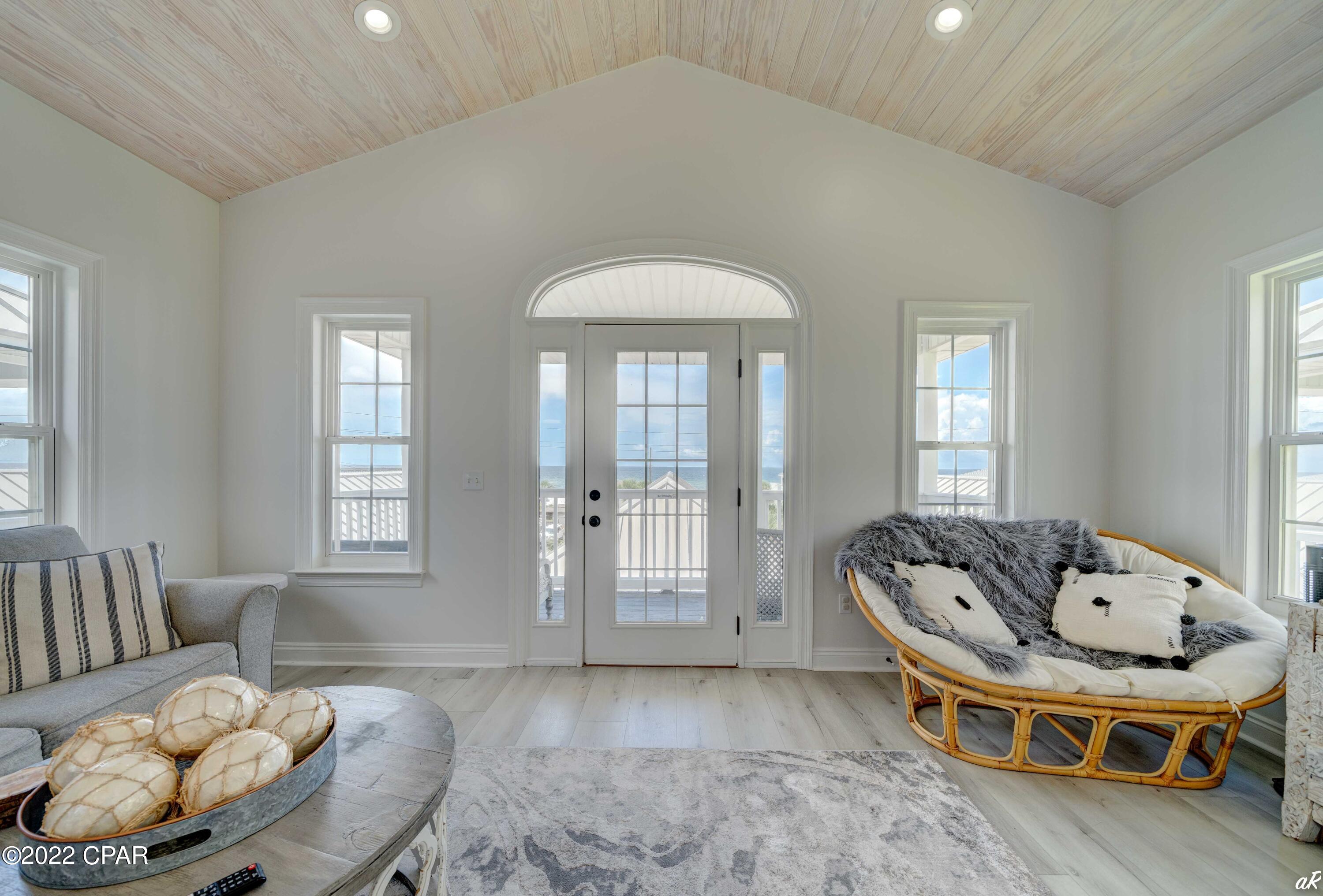 Summer Towne Cottage Condo Ph II - Residential