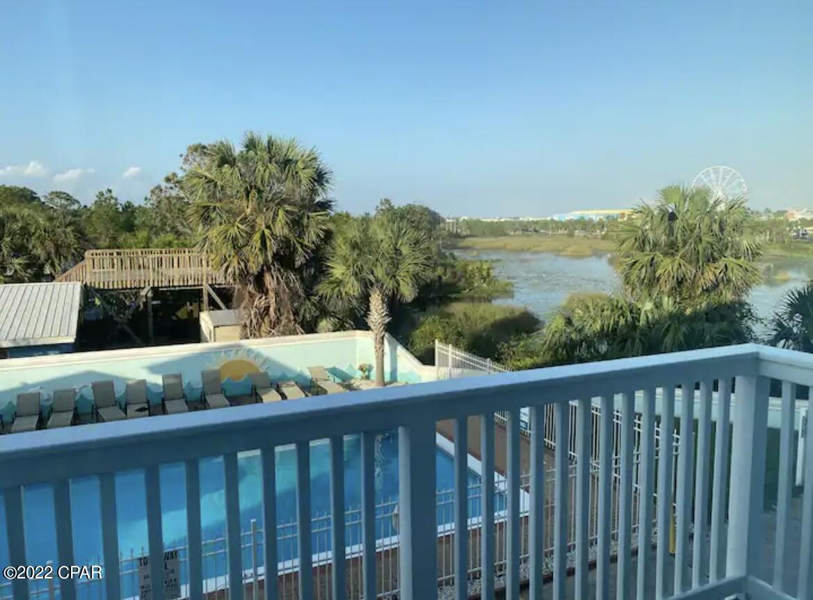 Summer Towne Cottage Condo Ph II - Residential