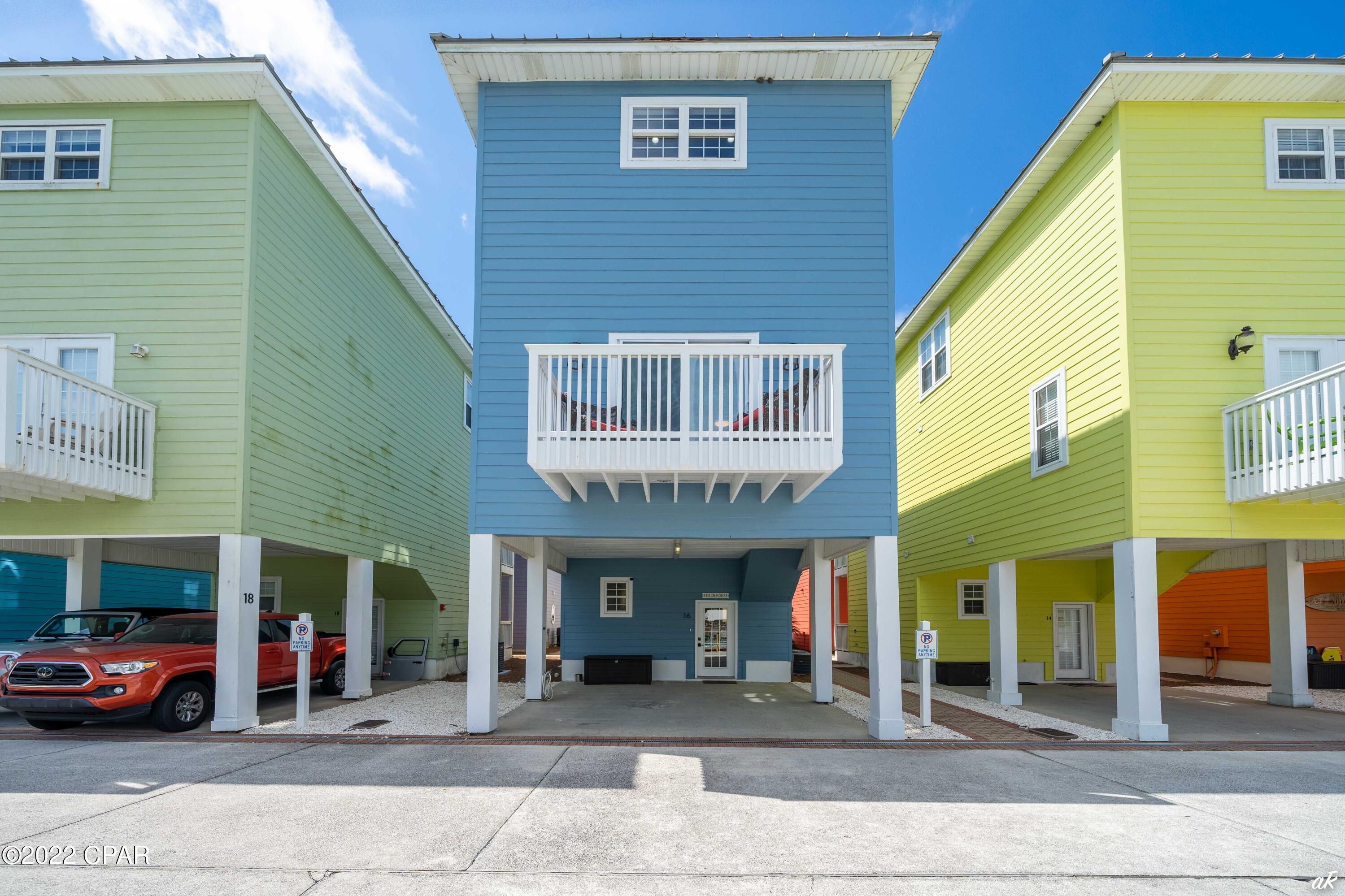 Summer Towne Cottage Condo Ph II - Residential