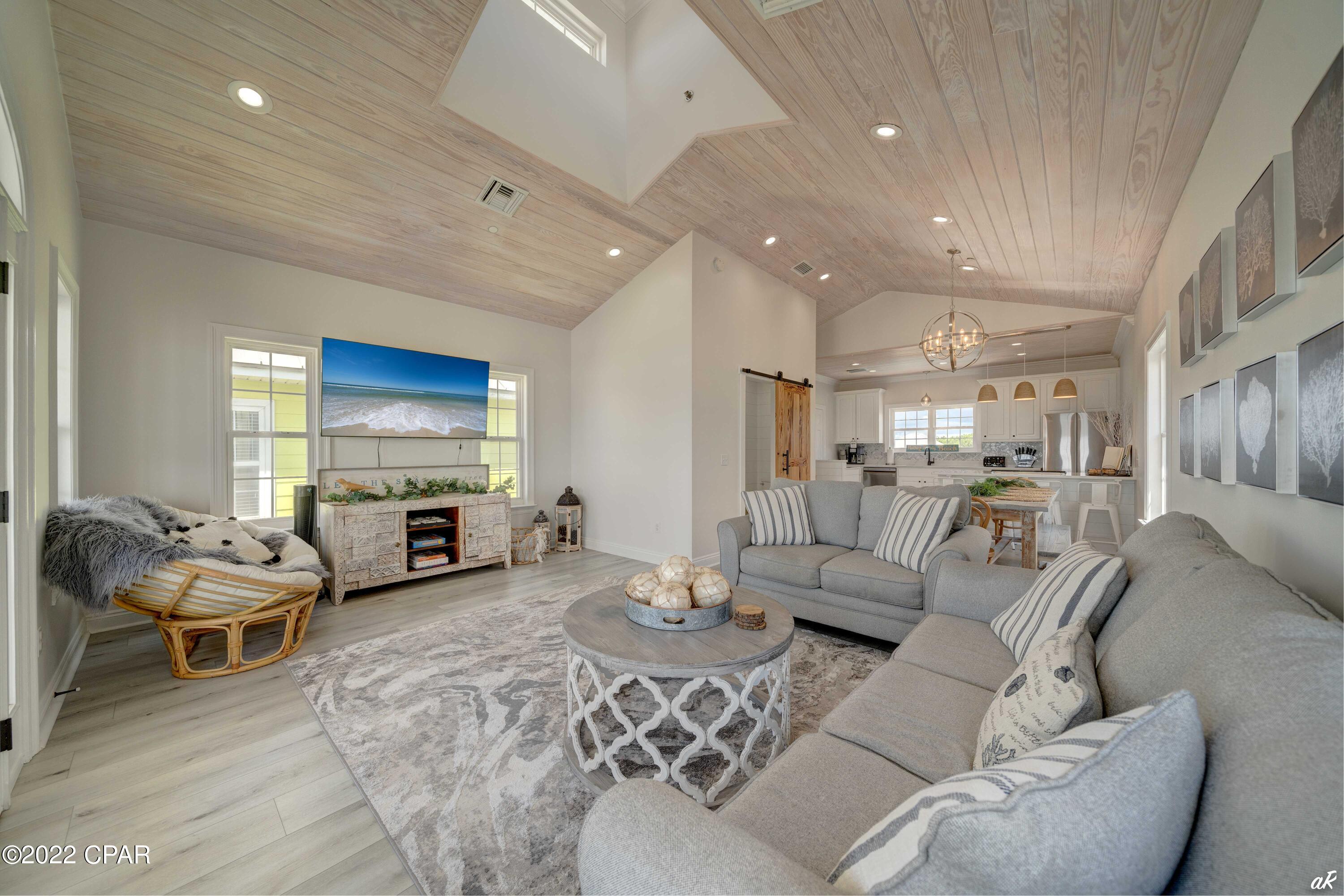 Summer Towne Cottage Condo Ph II - Residential