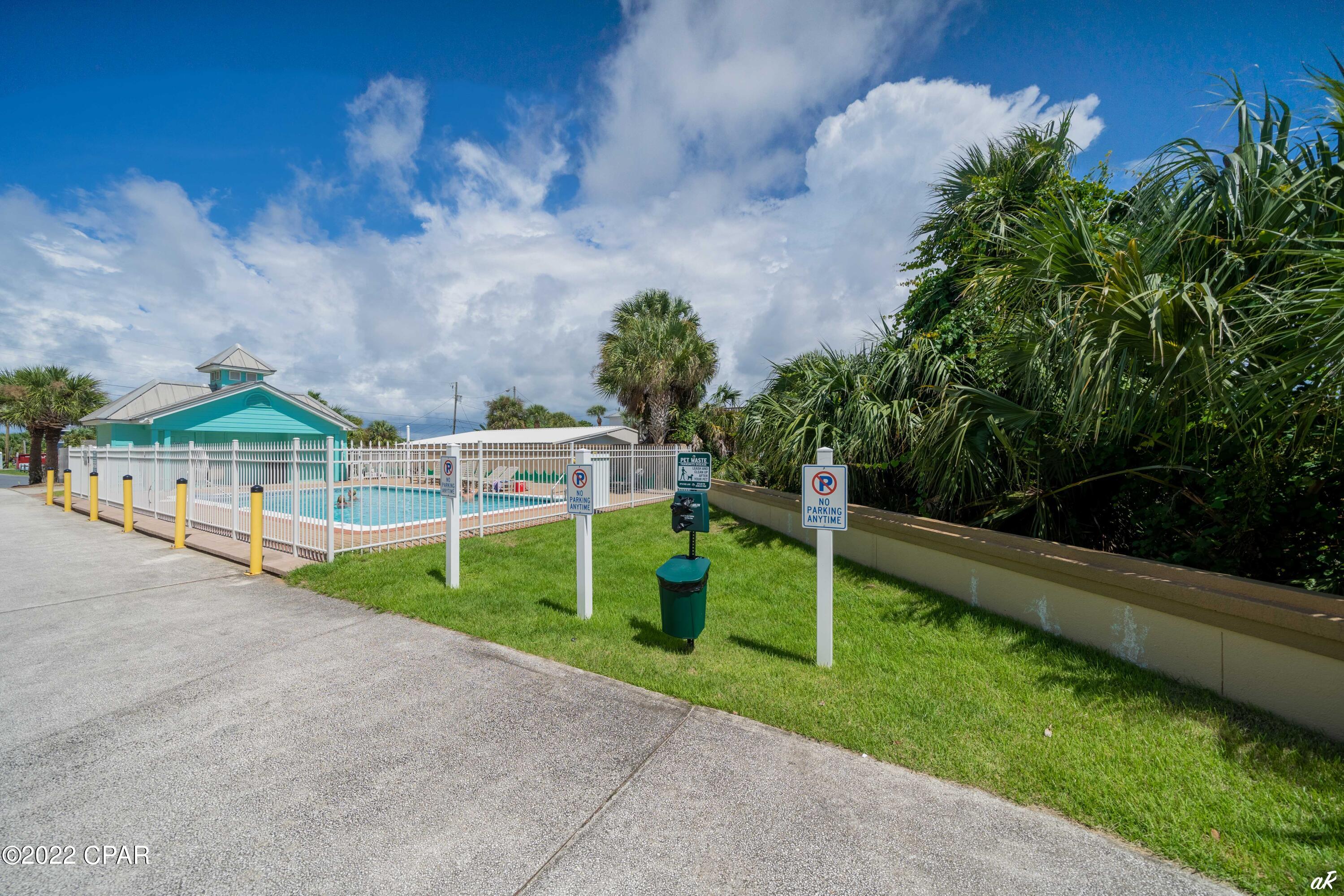 Summer Towne Cottage Condo Ph II - Residential