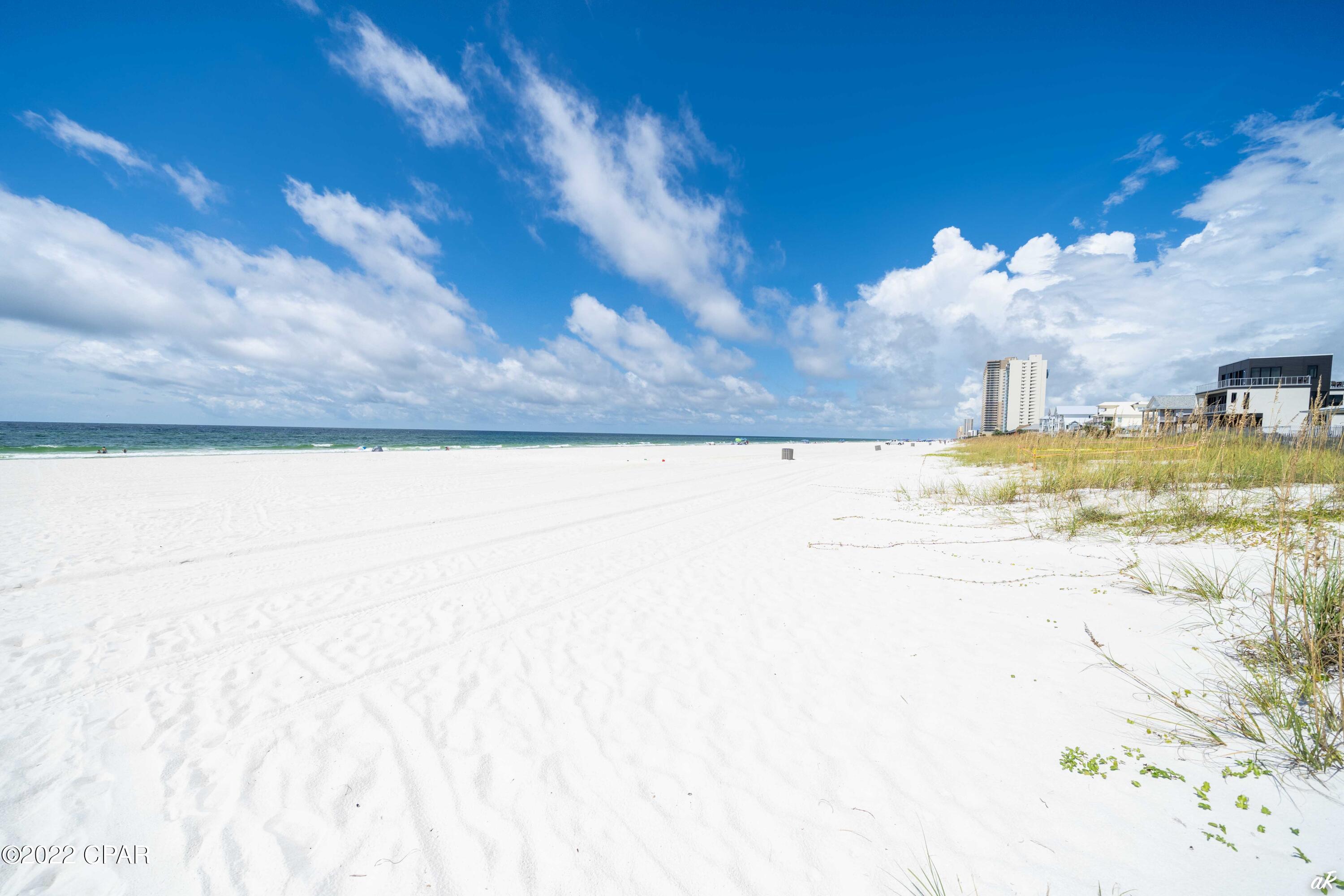 Summer Towne Cottage Condo Ph II - Residential