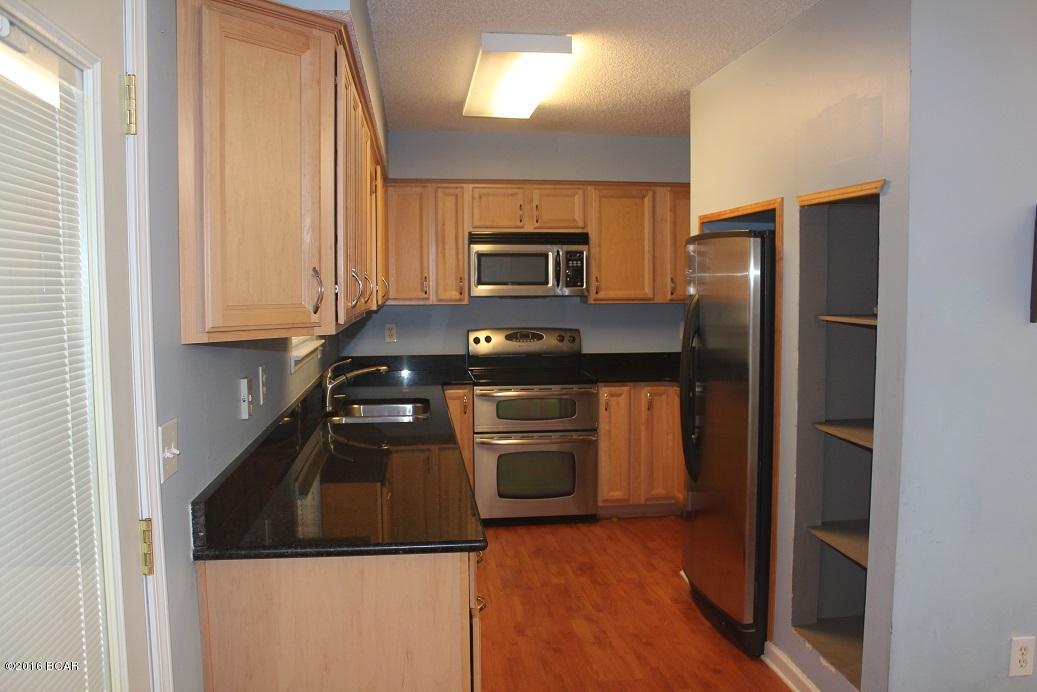 Shadow Bay Unit 2 Replat - Residential