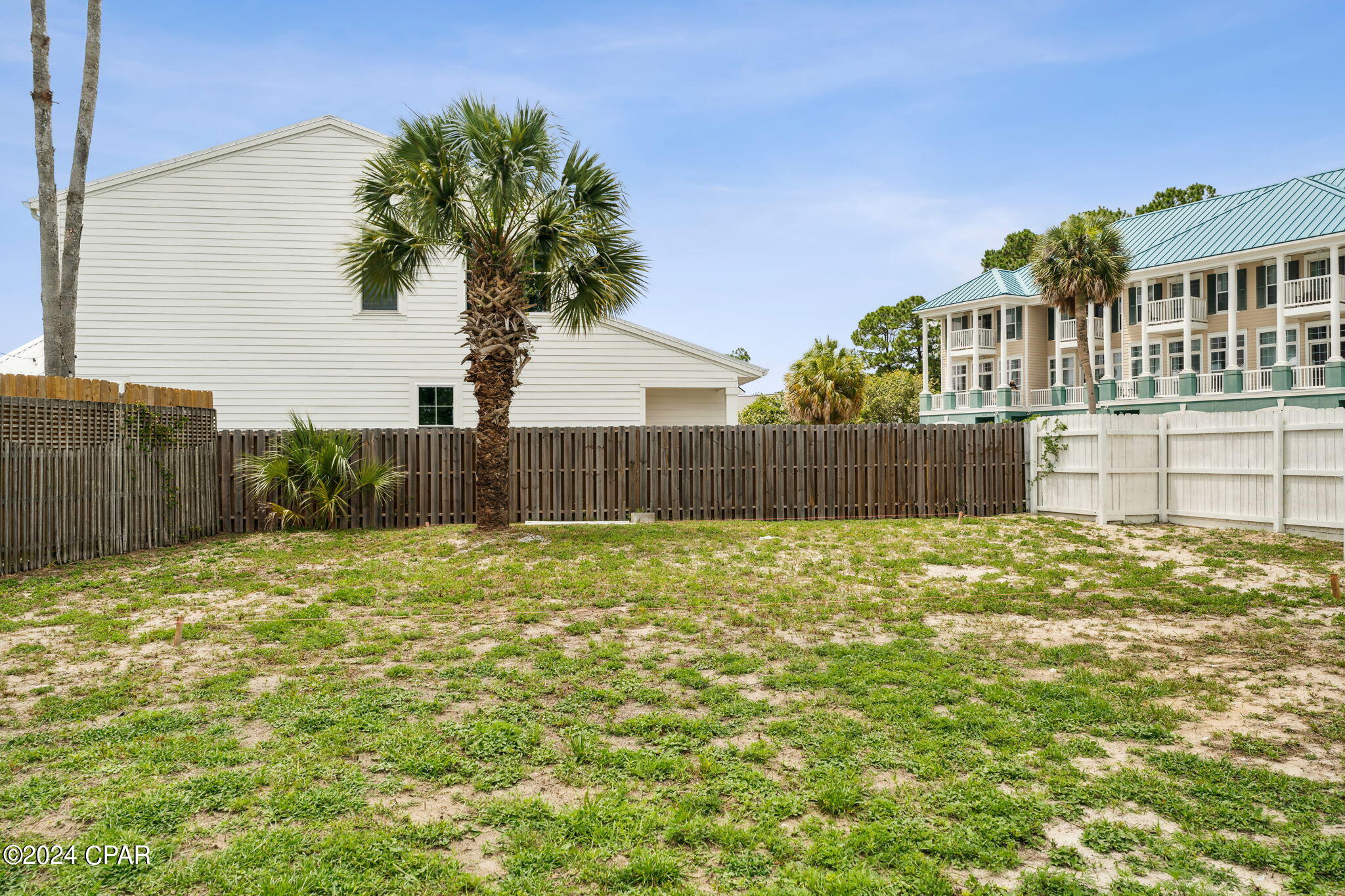 Long Beach 3rd - Residential