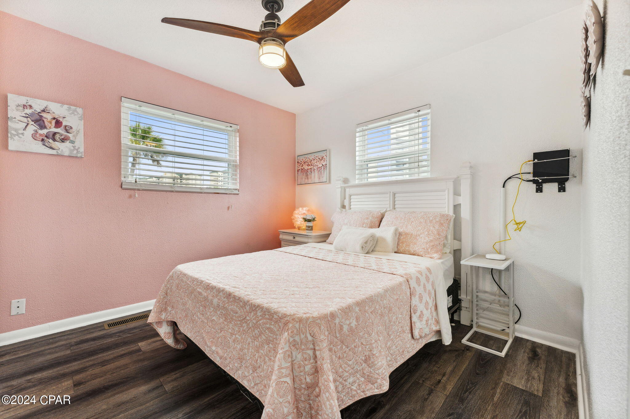 Long Beach 3rd - Residential