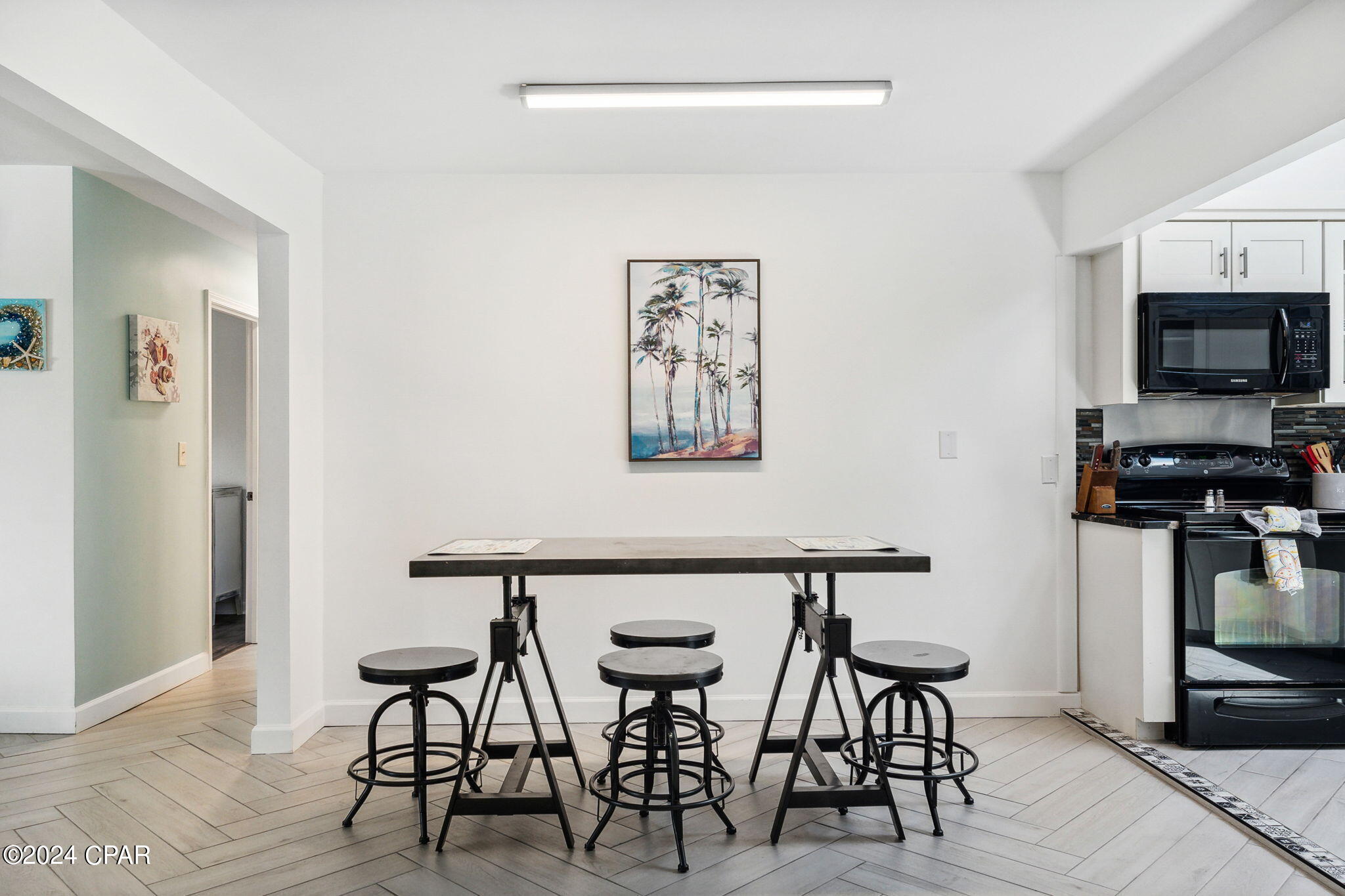 Long Beach 3rd - Residential