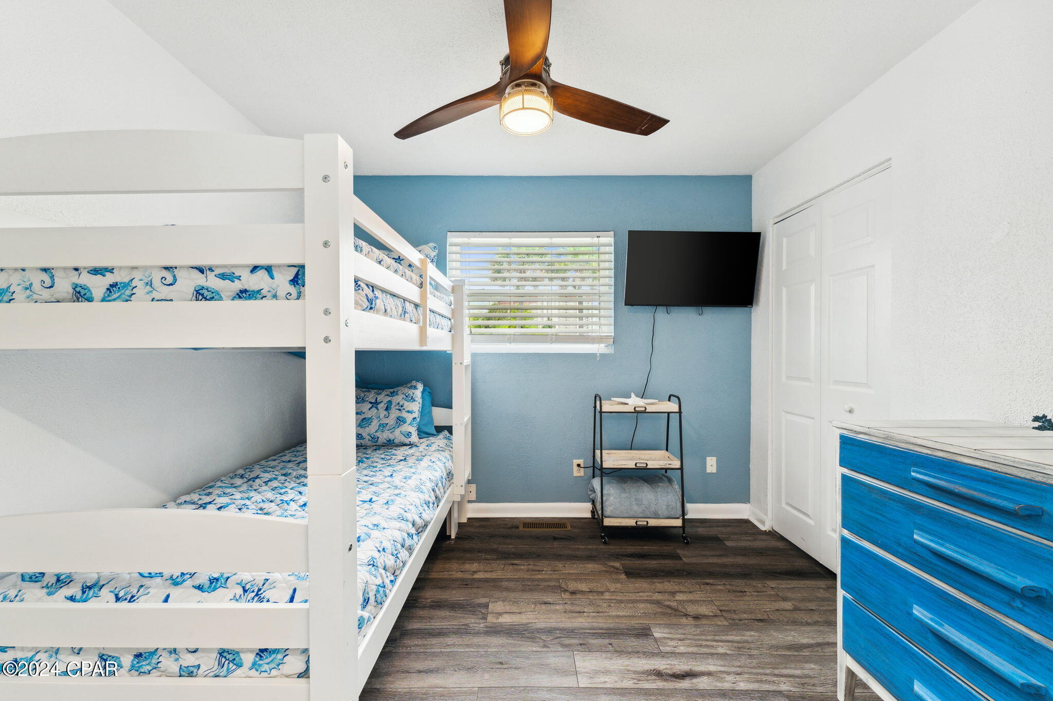 Long Beach 3rd - Residential