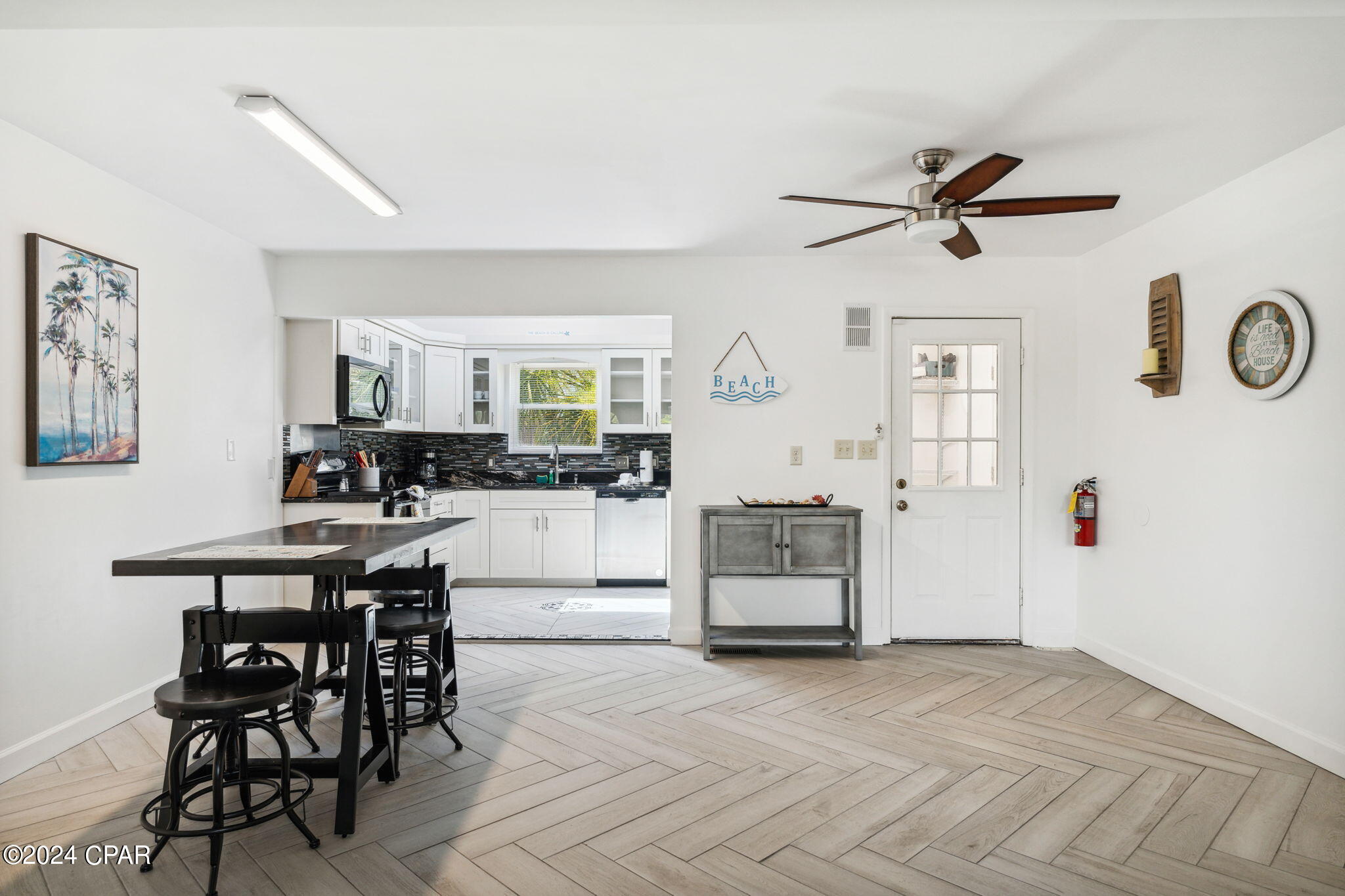 Long Beach 3rd - Residential
