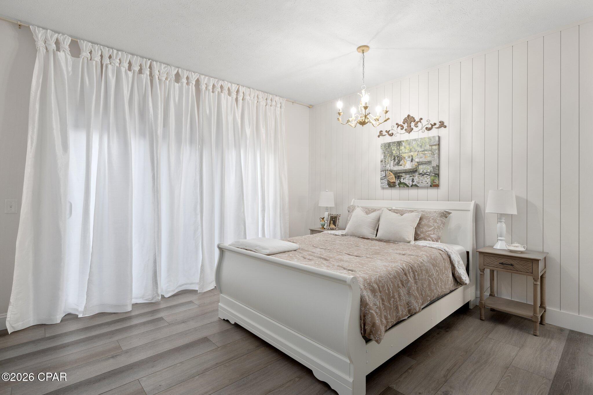 Long Beach 3rd - Residential