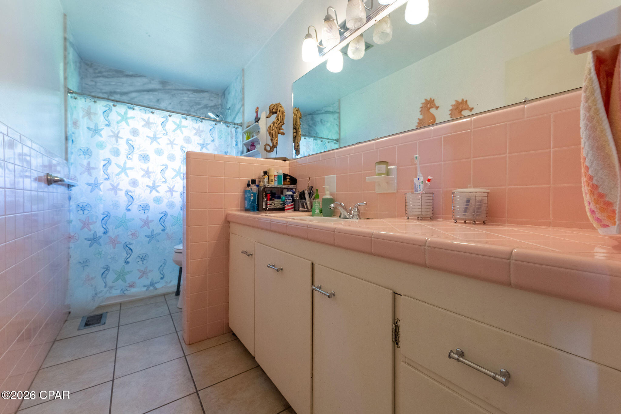 Woodlawn Unit 2 - Residential