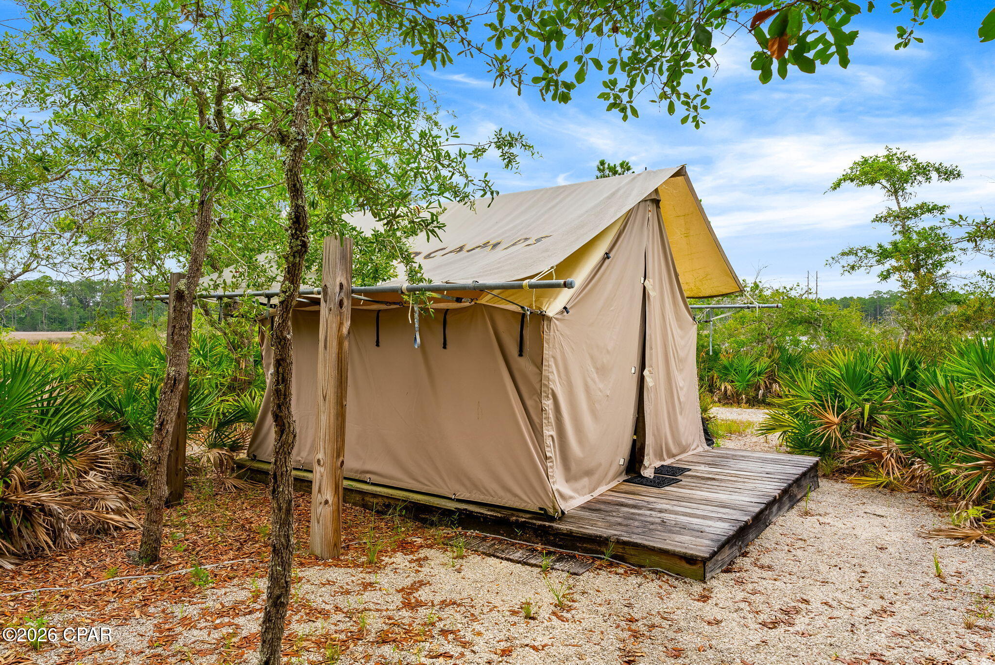 Rivercamps On Crooked Creek - Residential