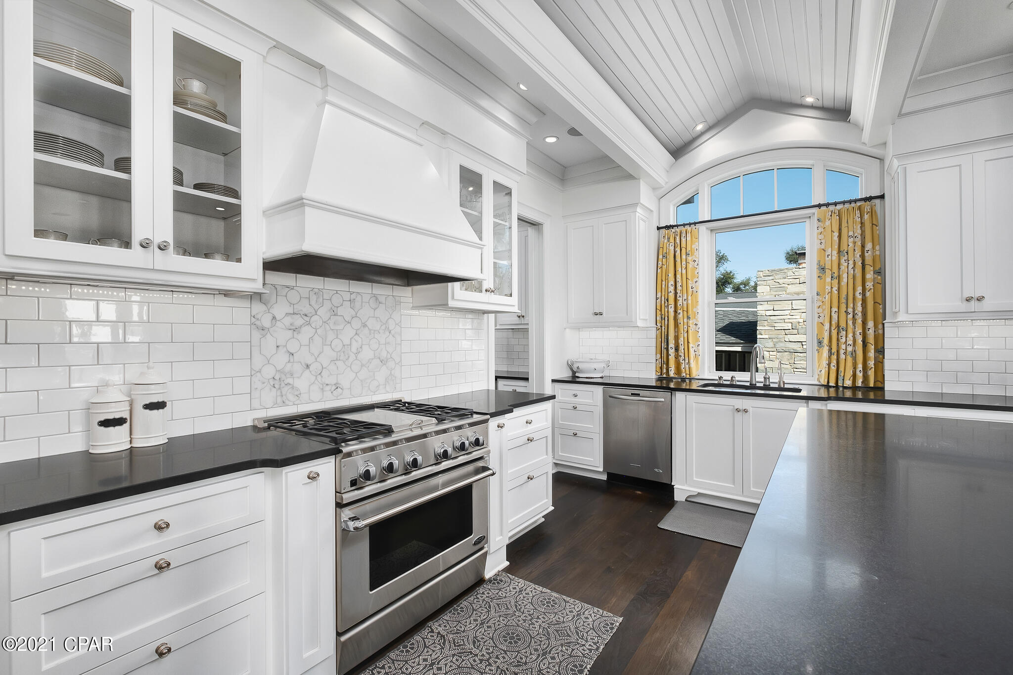 Cove Terrace - Residential