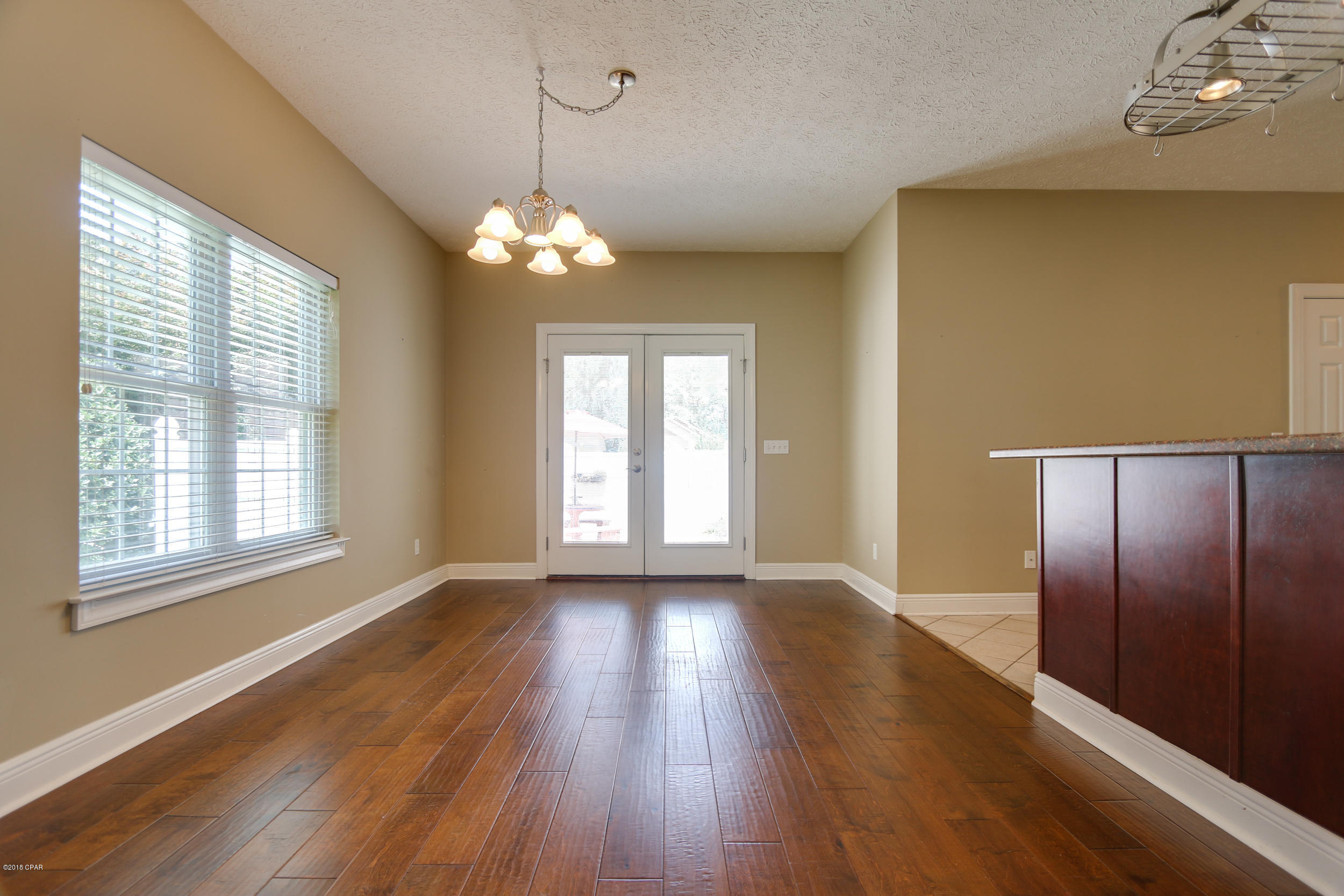 Riverside Park - Residential Lease