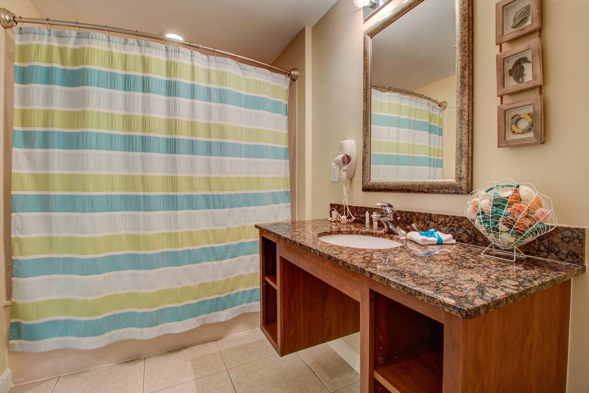 Splash Condo - Residential