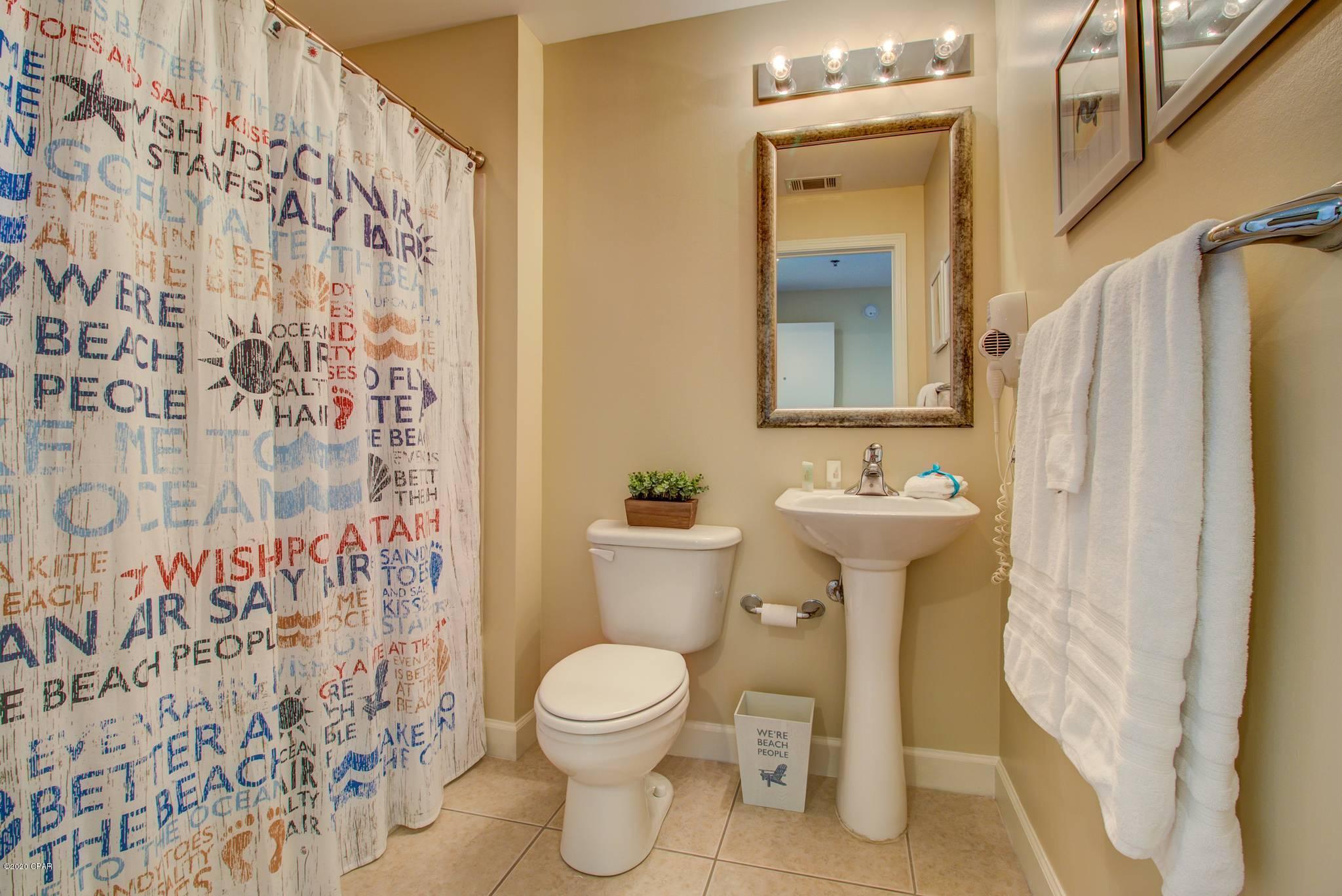 Splash Condo - Residential