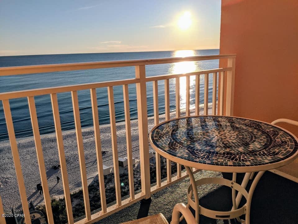 Splash Condo - Residential
