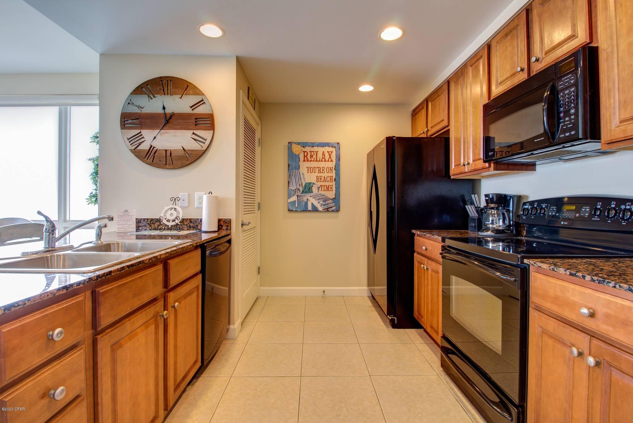 Splash Condo - Residential