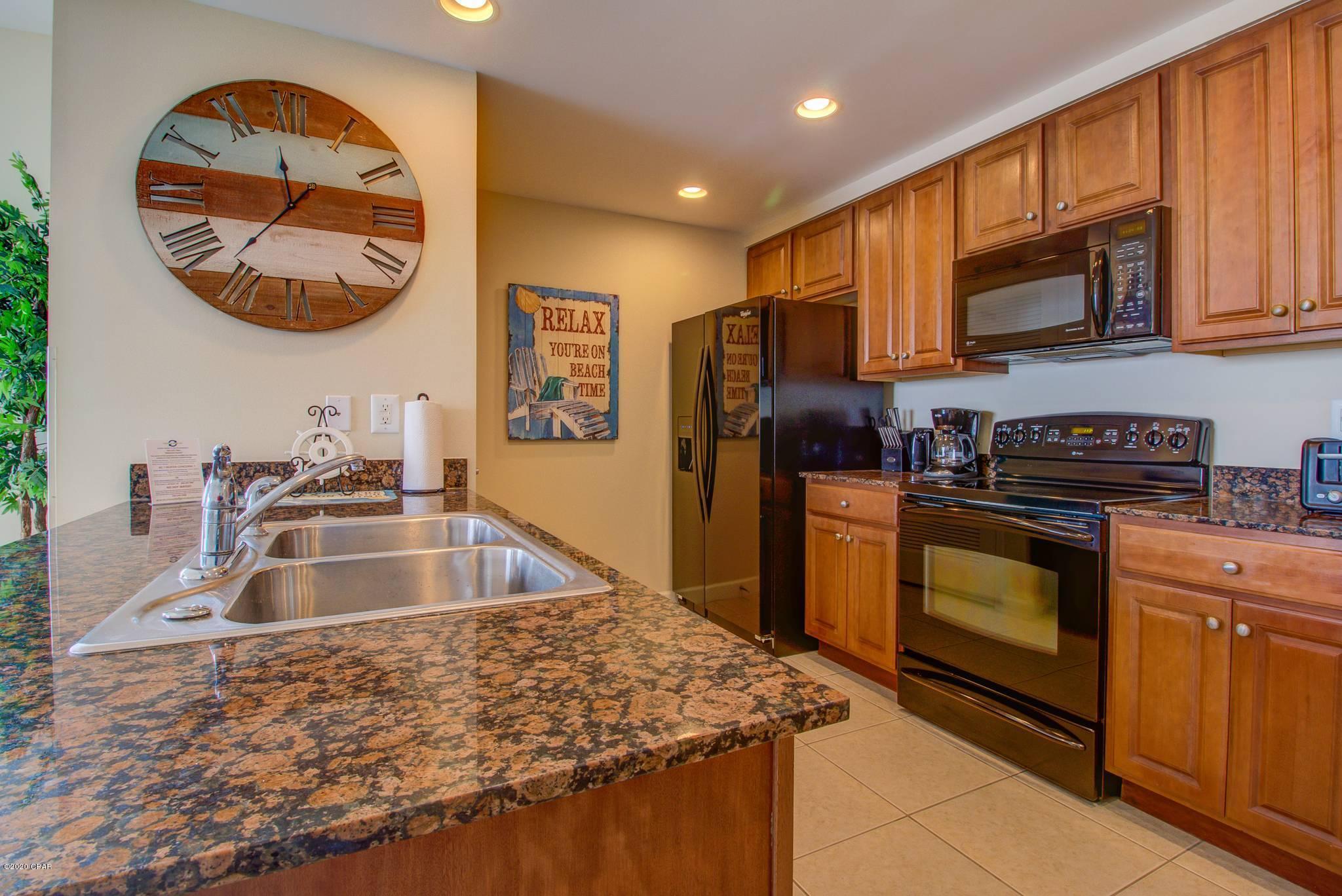 Splash Condo - Residential