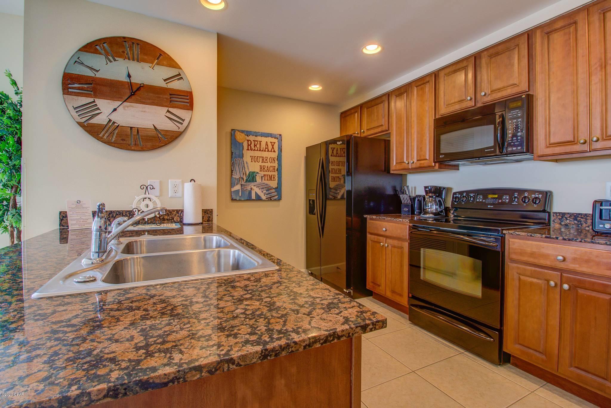 Splash Condo - Residential