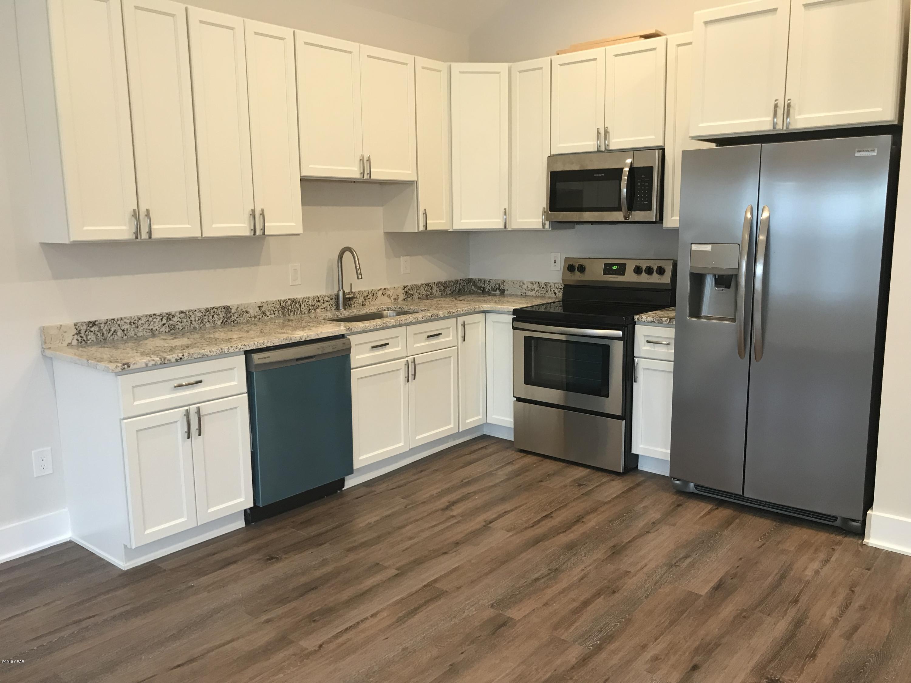 [No Recorded Subdiv] - Residential Lease