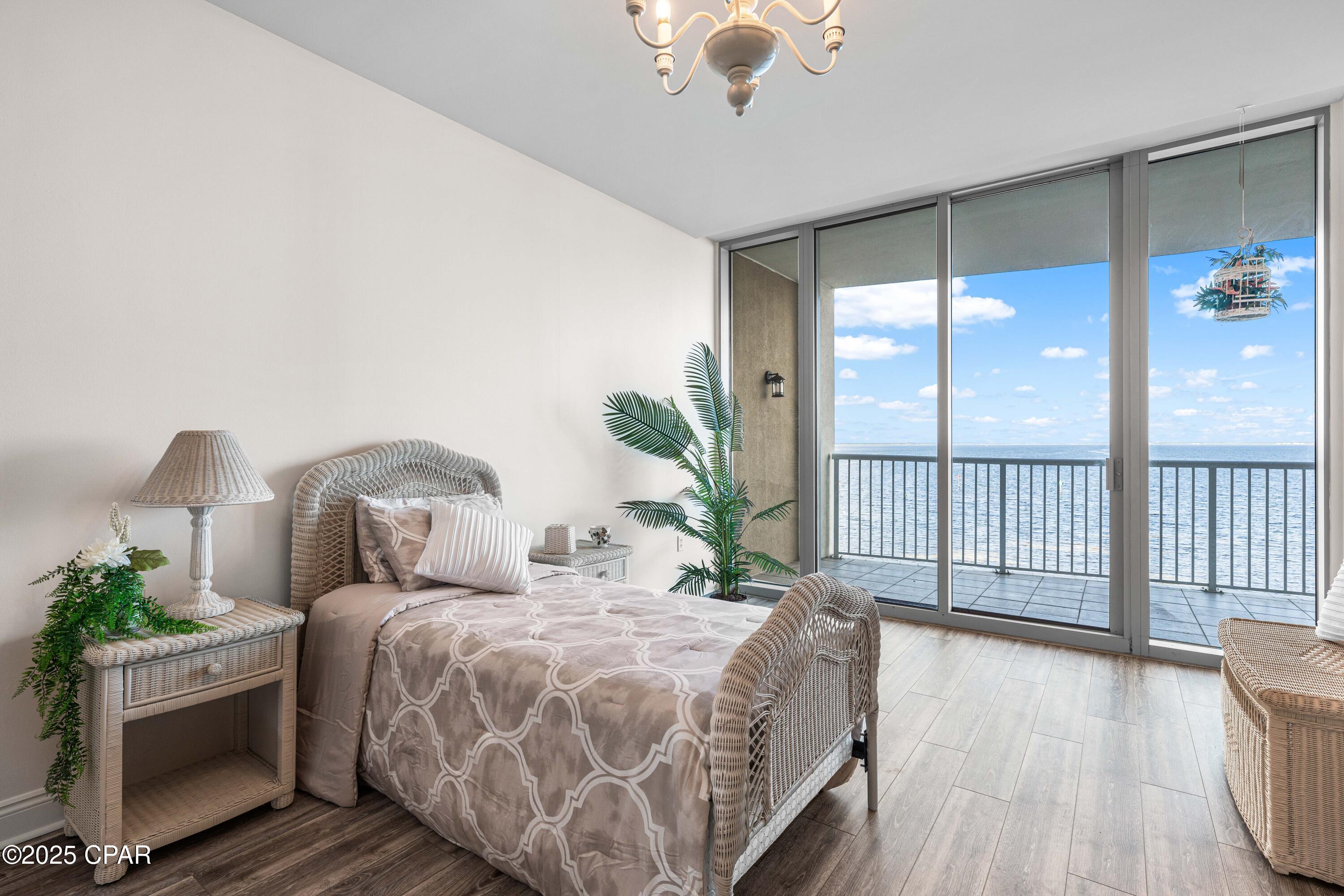 Marina Landing - Residential