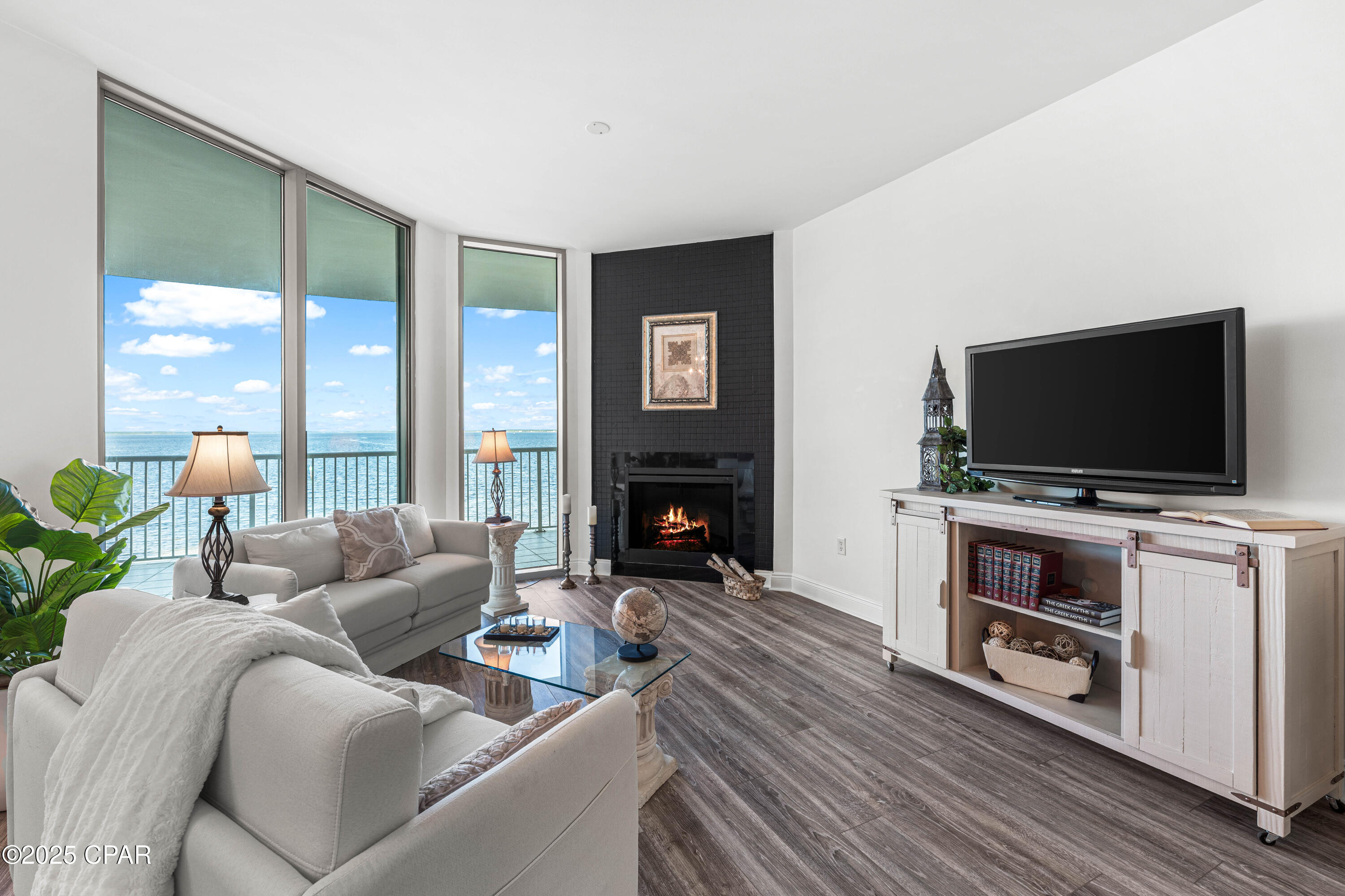 Marina Landing - Residential