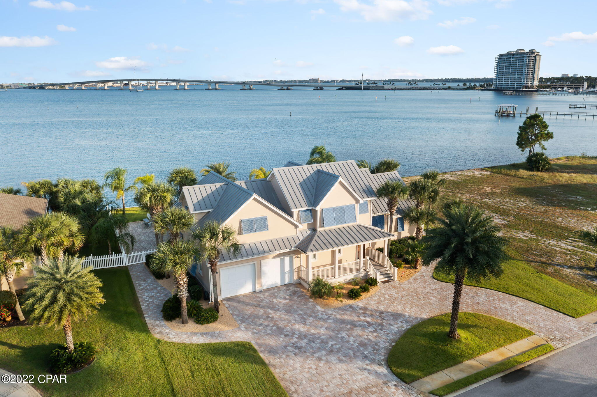 Dolphin Bay - Residential