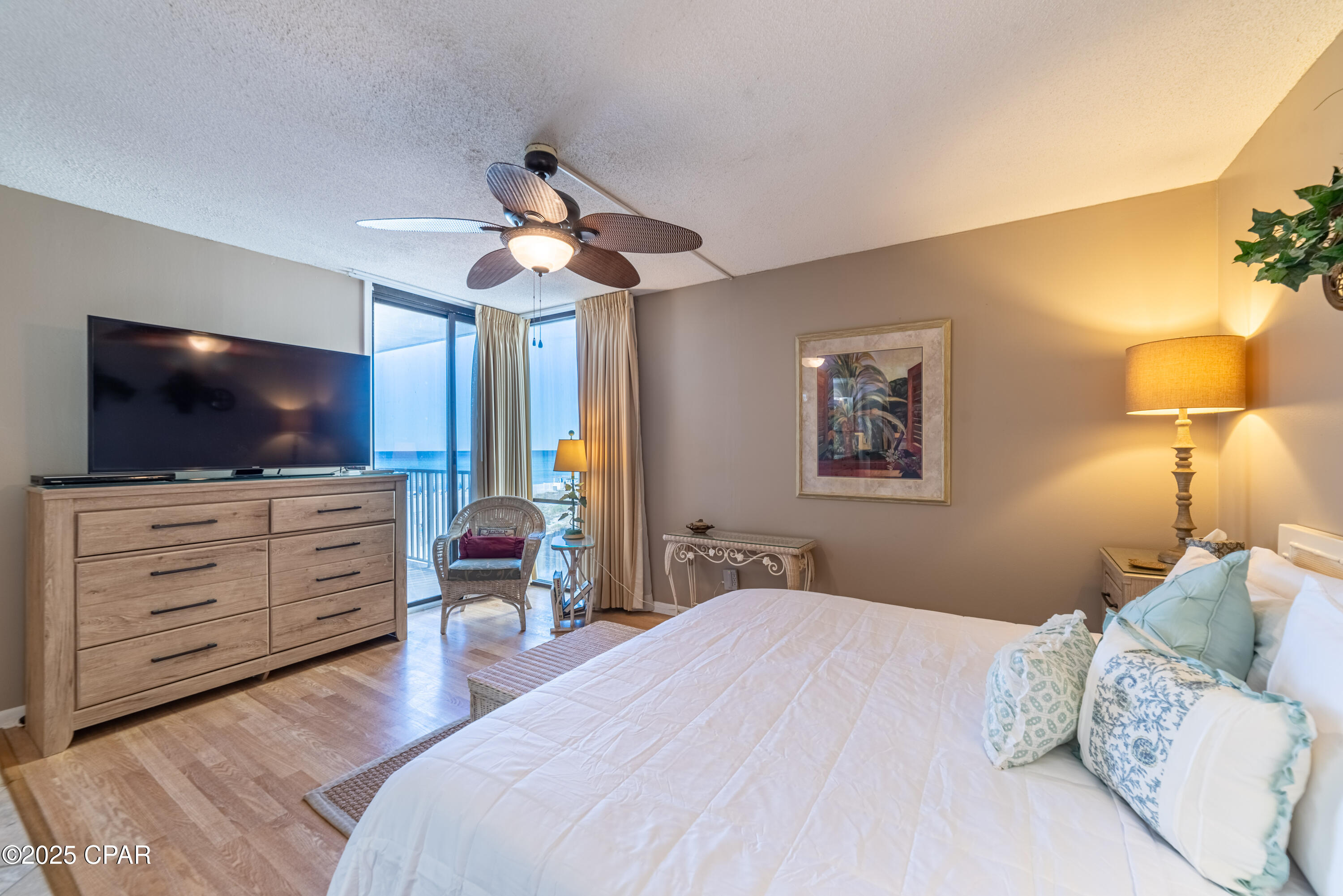 Leeward/Windward Condo - Residential