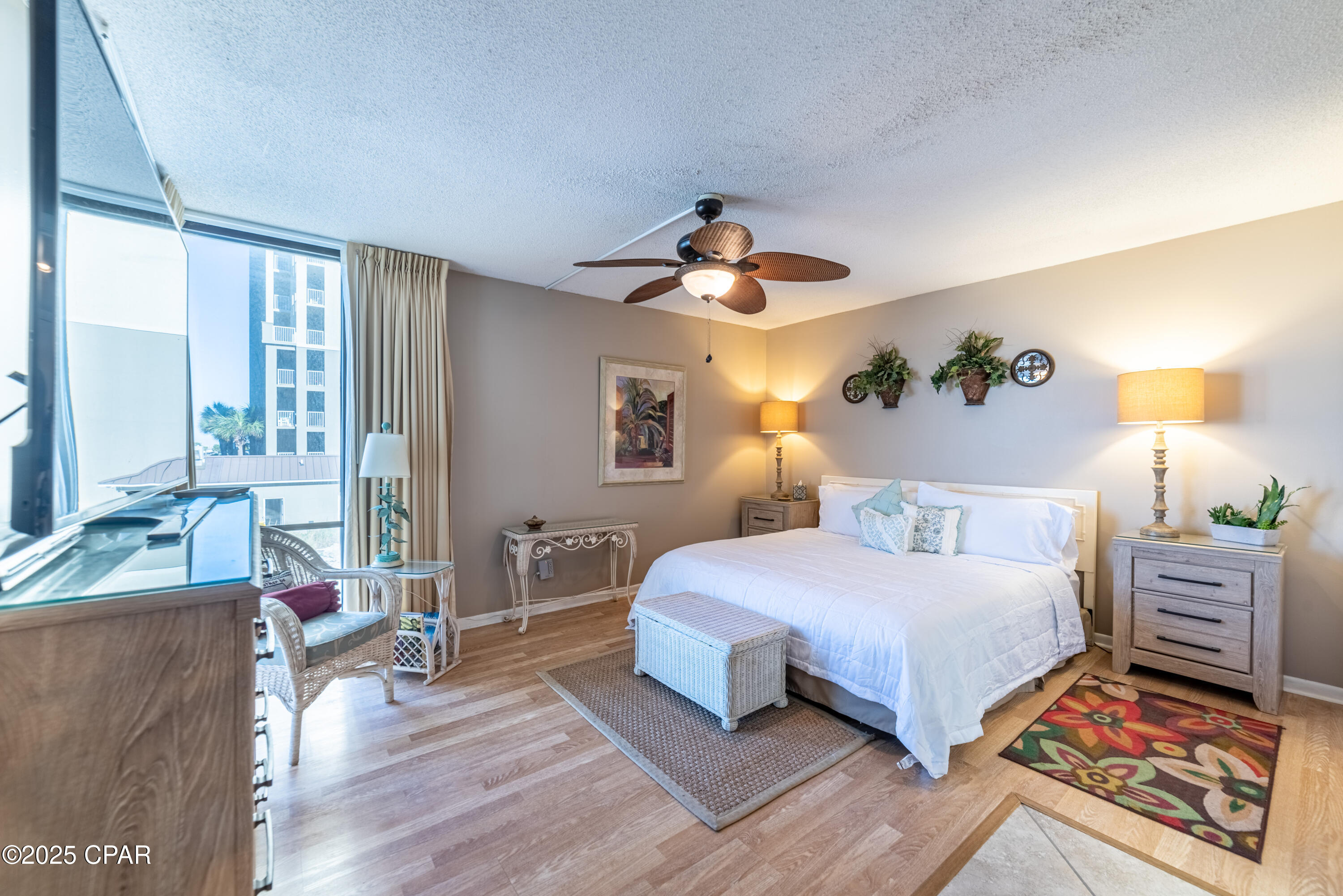 Leeward/Windward Condo - Residential