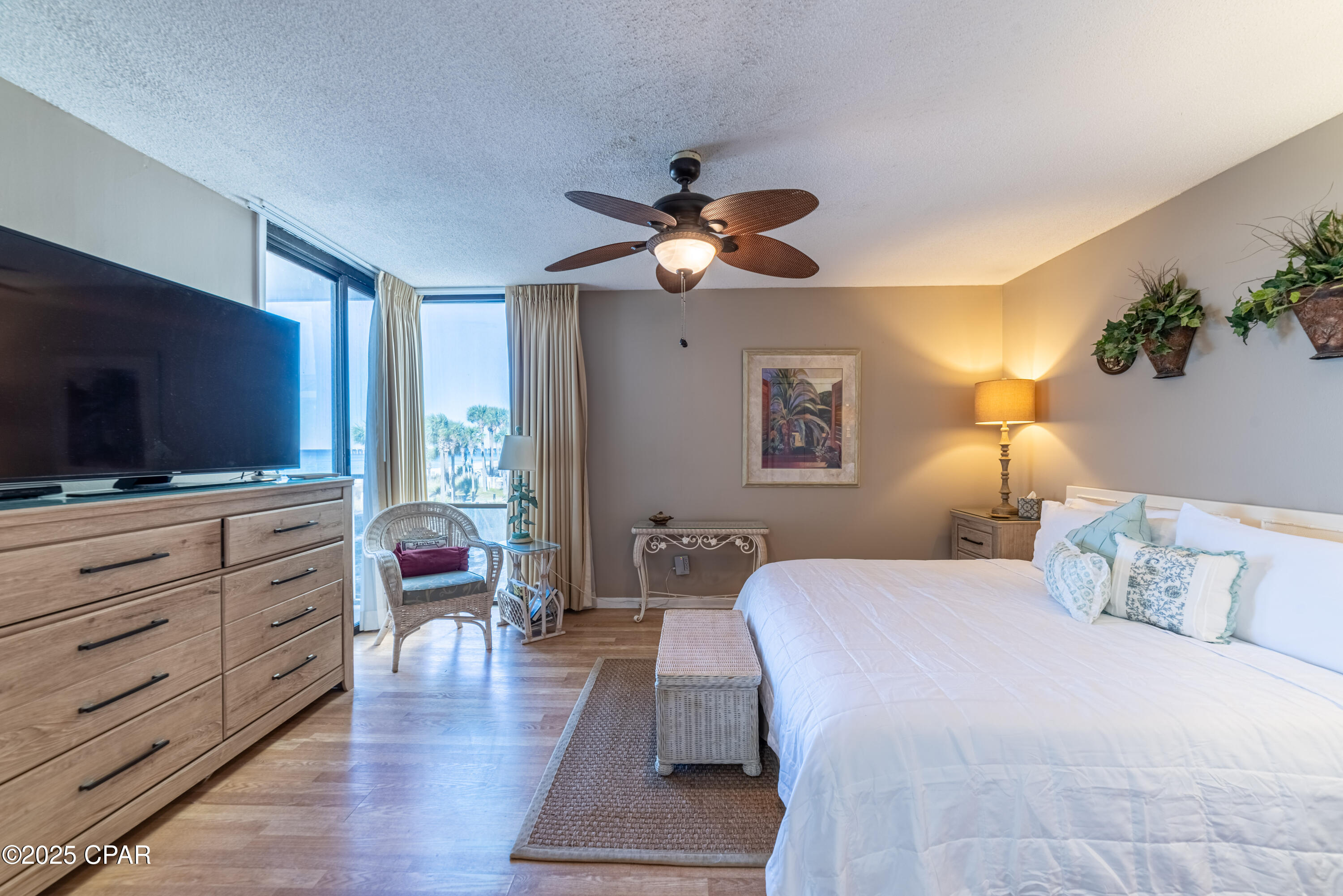 Leeward/Windward Condo - Residential