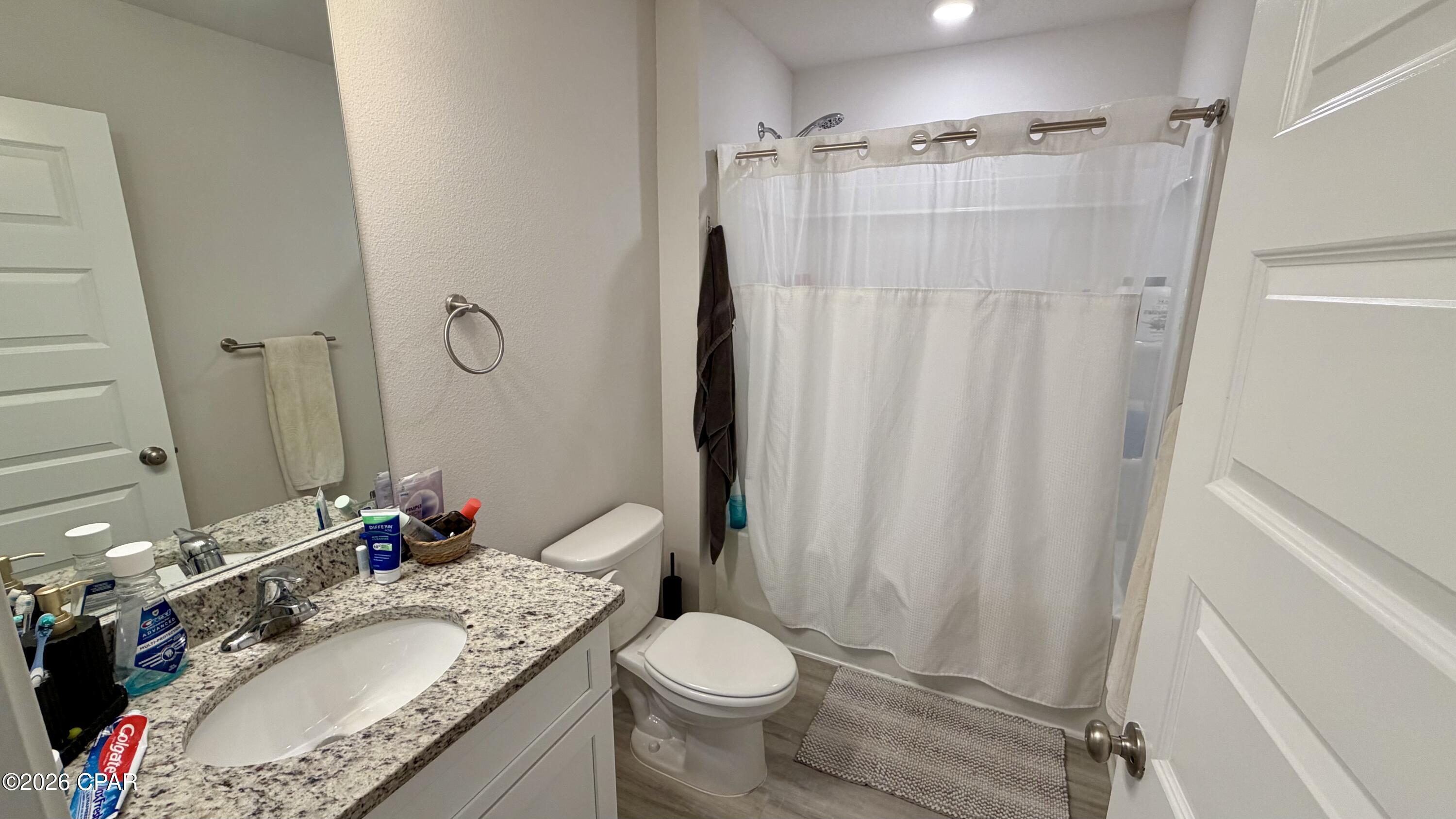 [No Recorded Subdiv] - Residential Lease