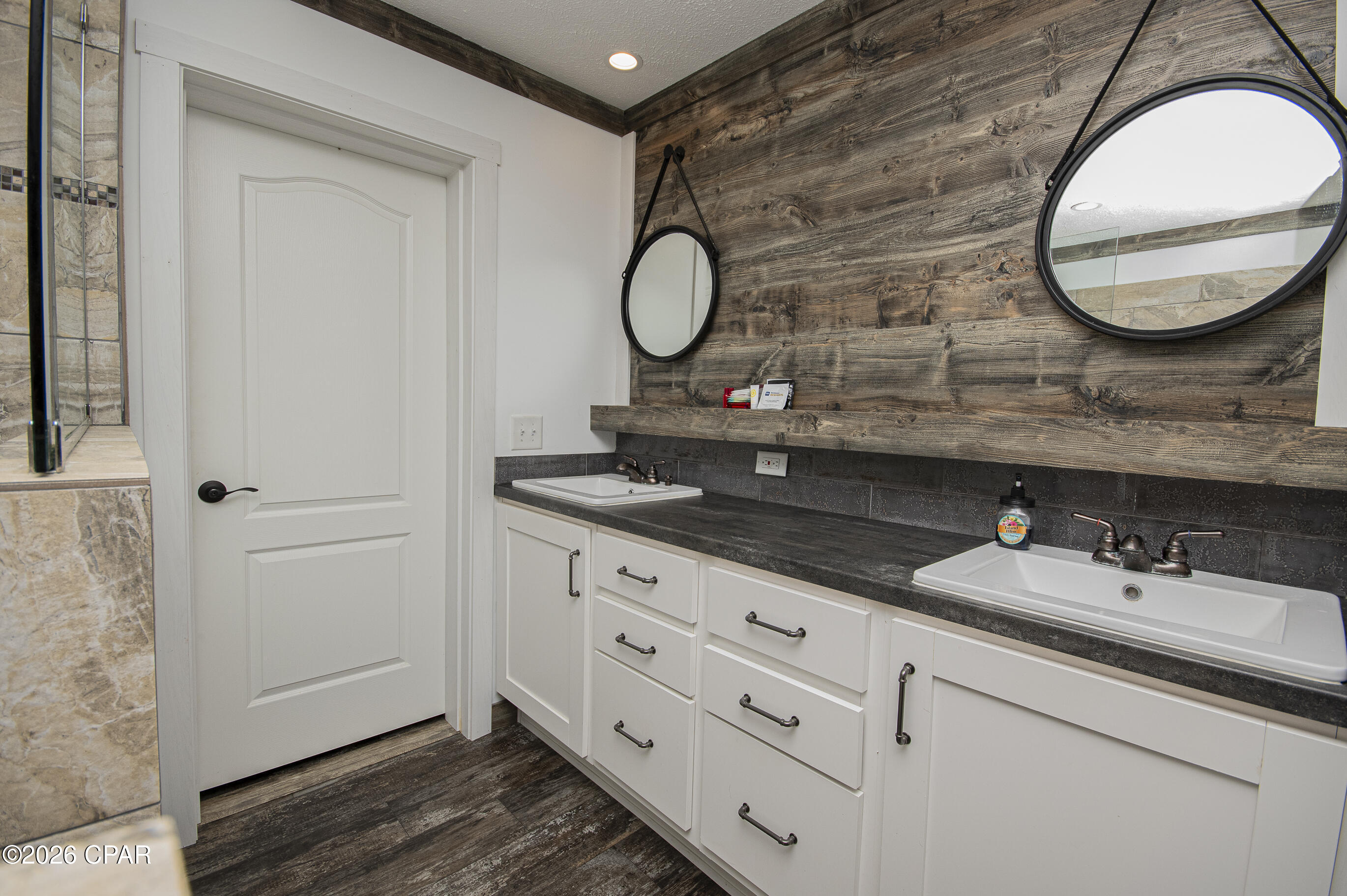 Pineview - Residential