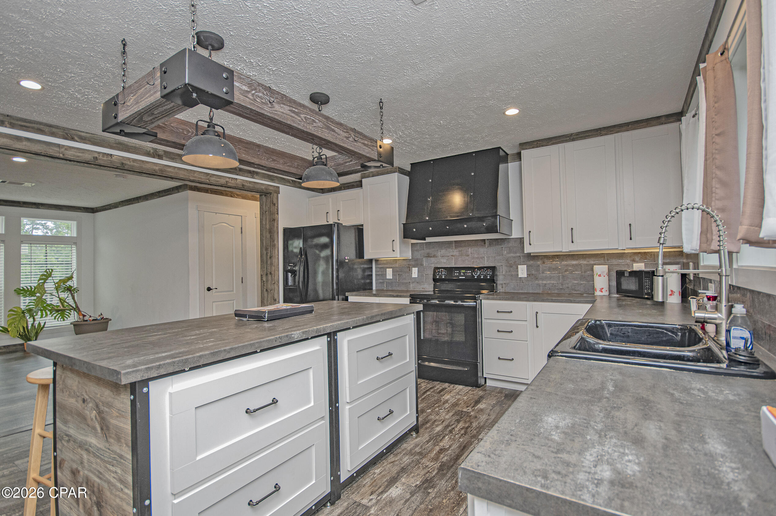 Pineview - Residential