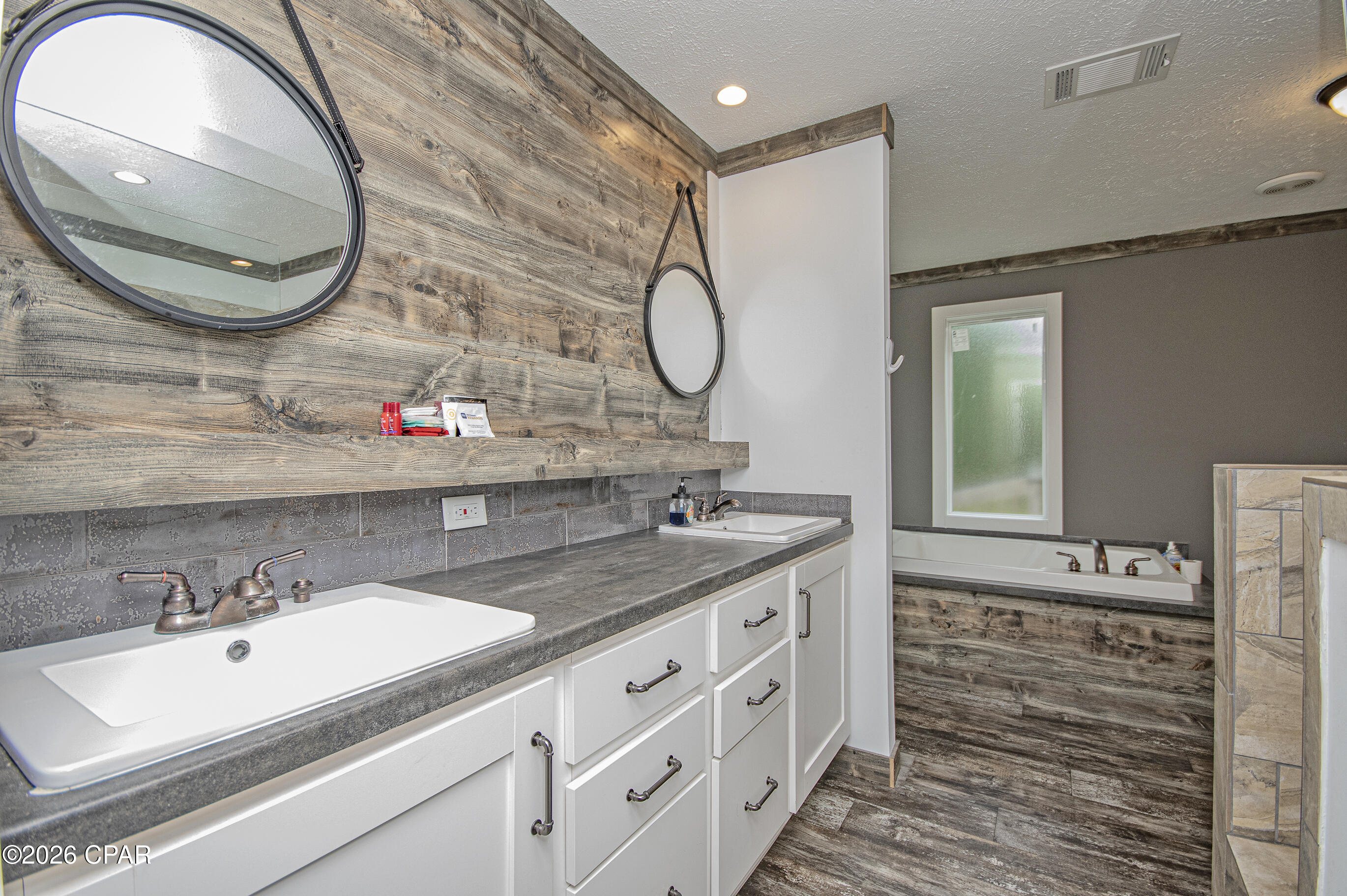 Pineview - Residential