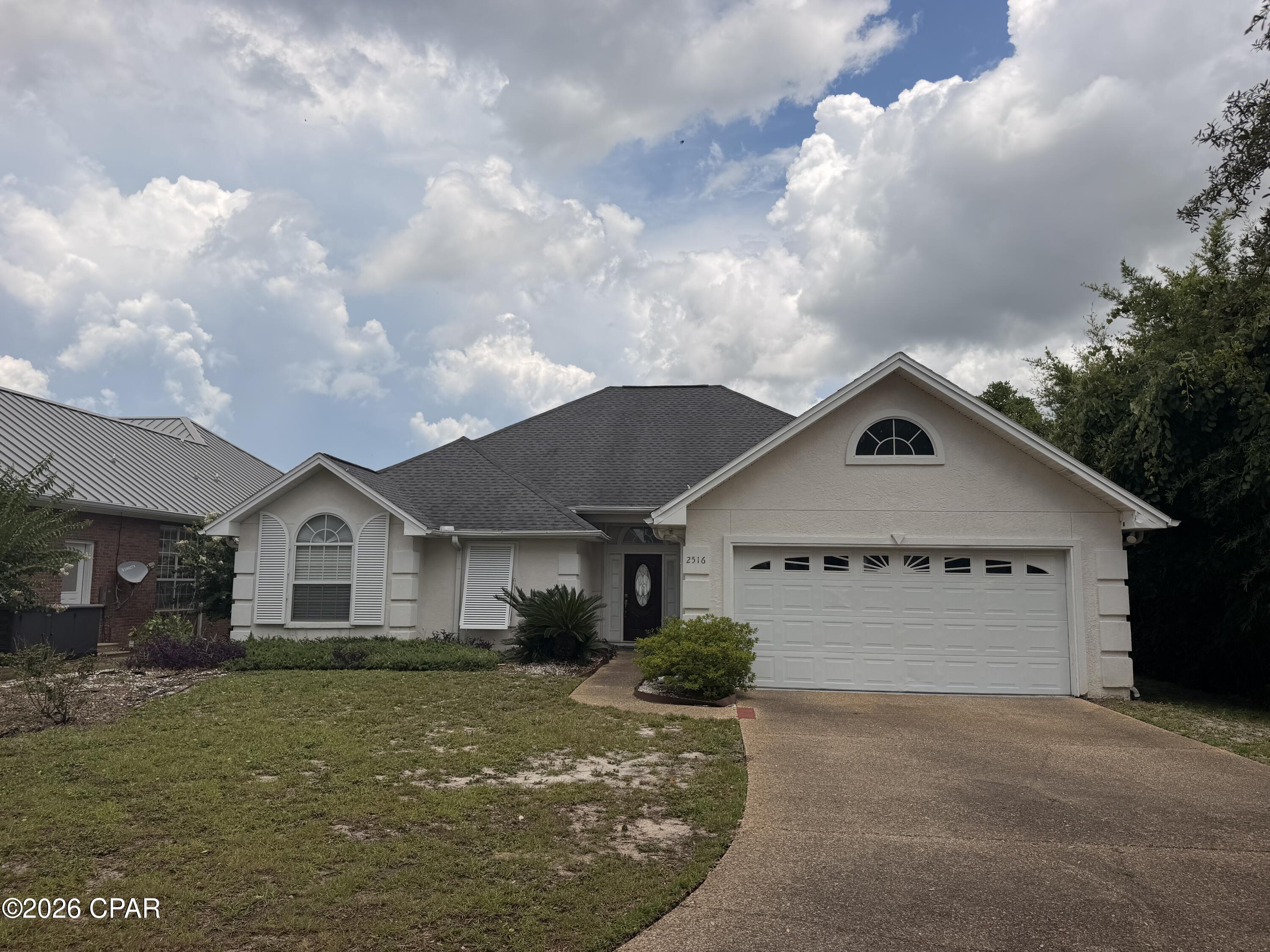 Country Club Harbour Estates - Residential Lease