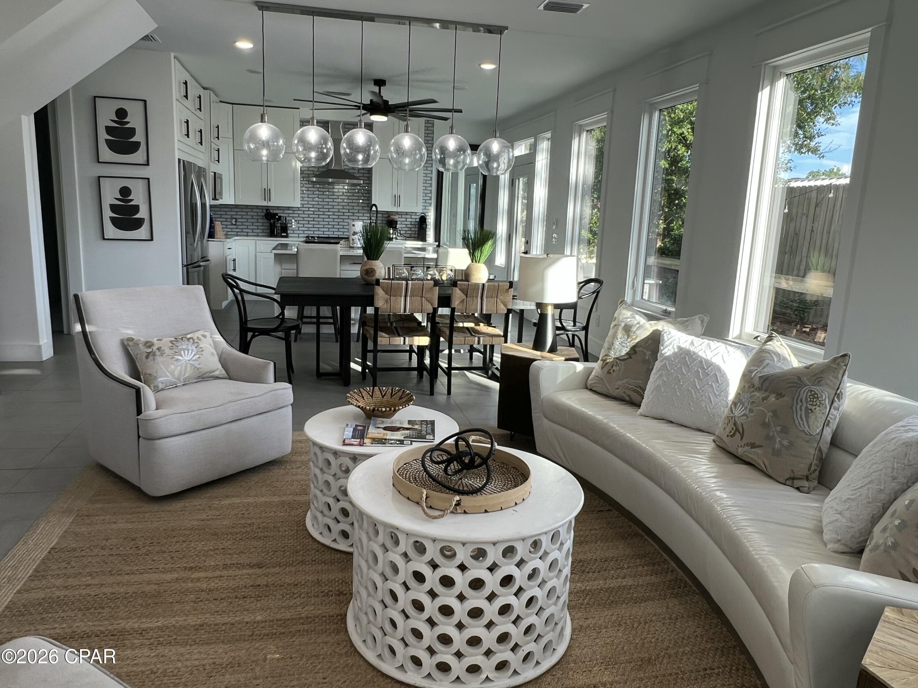 Laguna Beach 6th Add - Residential