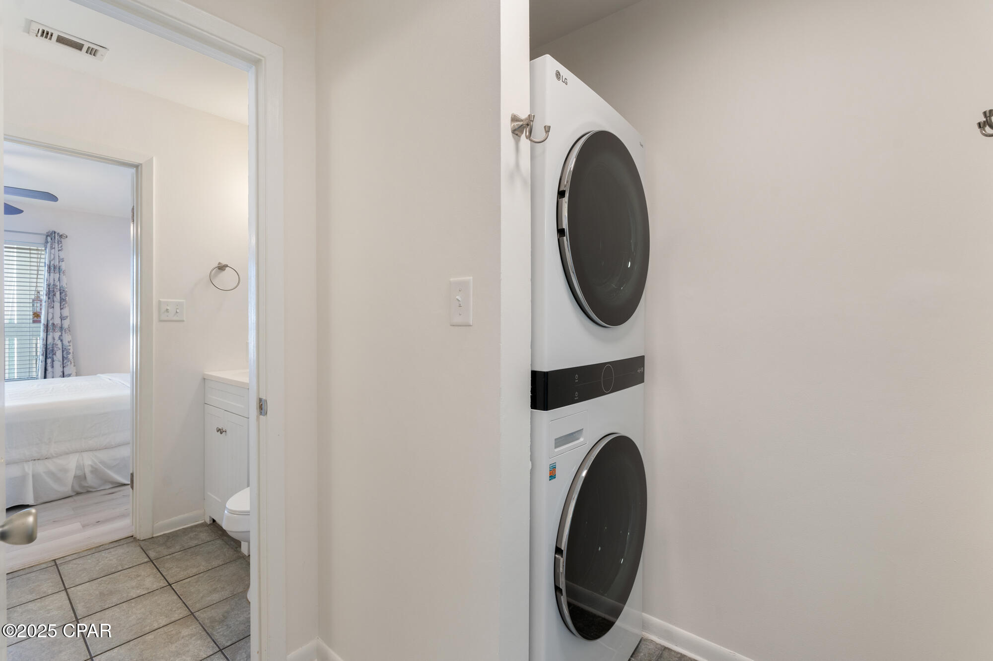 Emerald Shores Condo - Residential