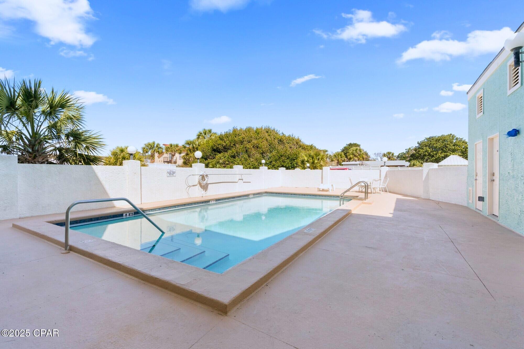 Emerald Shores Condo - Residential