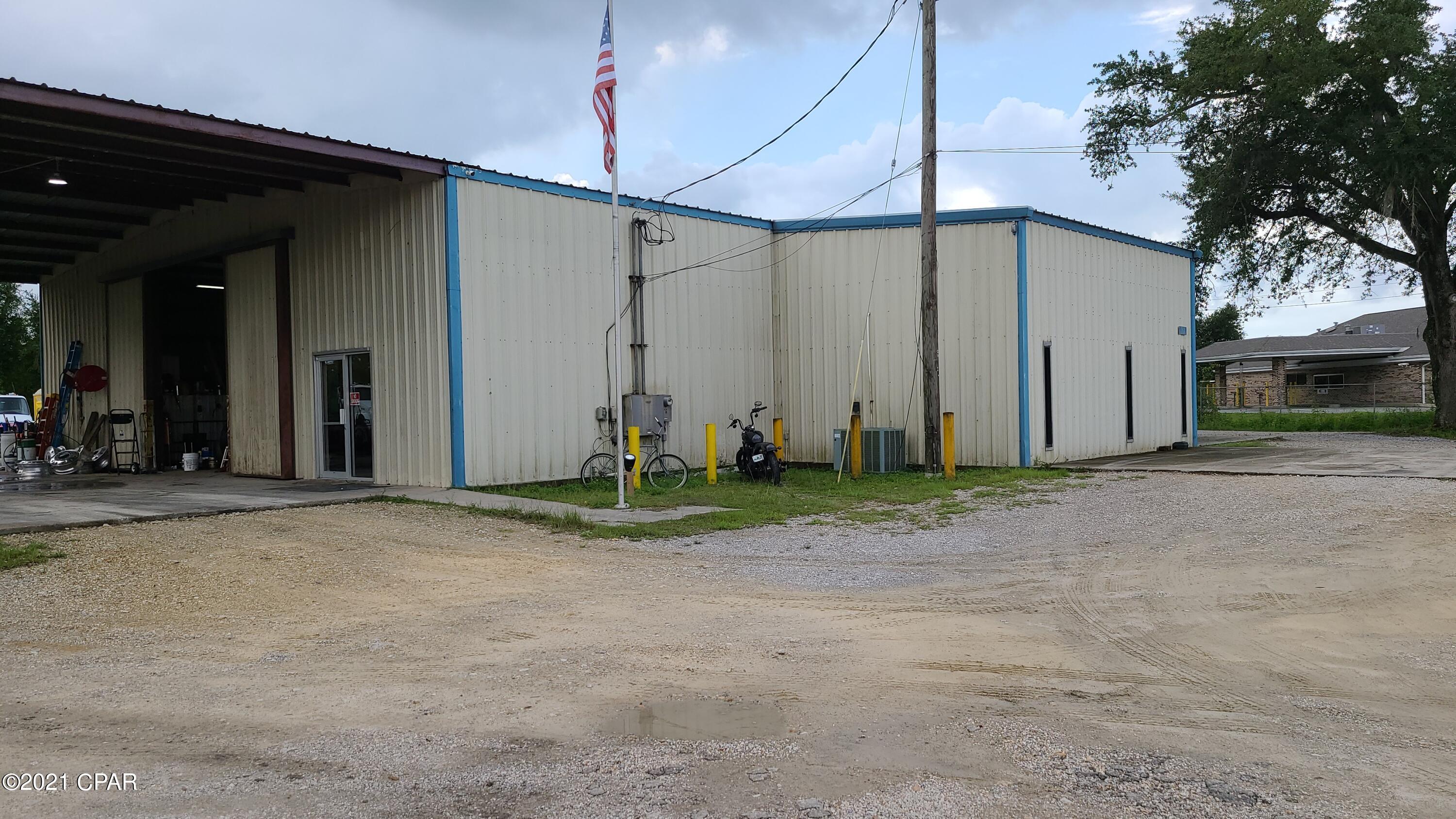 Springfield - Commercial Sale