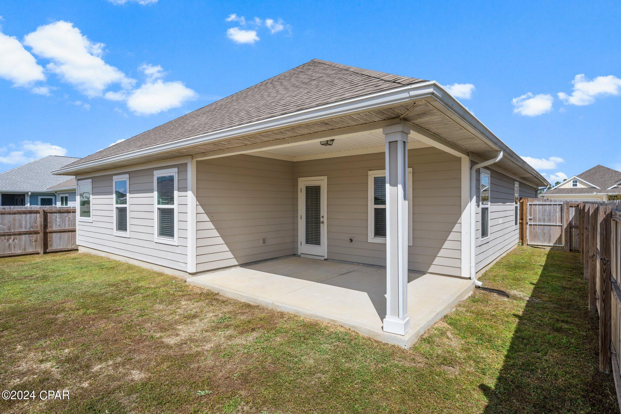 Village Of Mill Bayou/Shoreline Village Ph 1A - Residential Lease