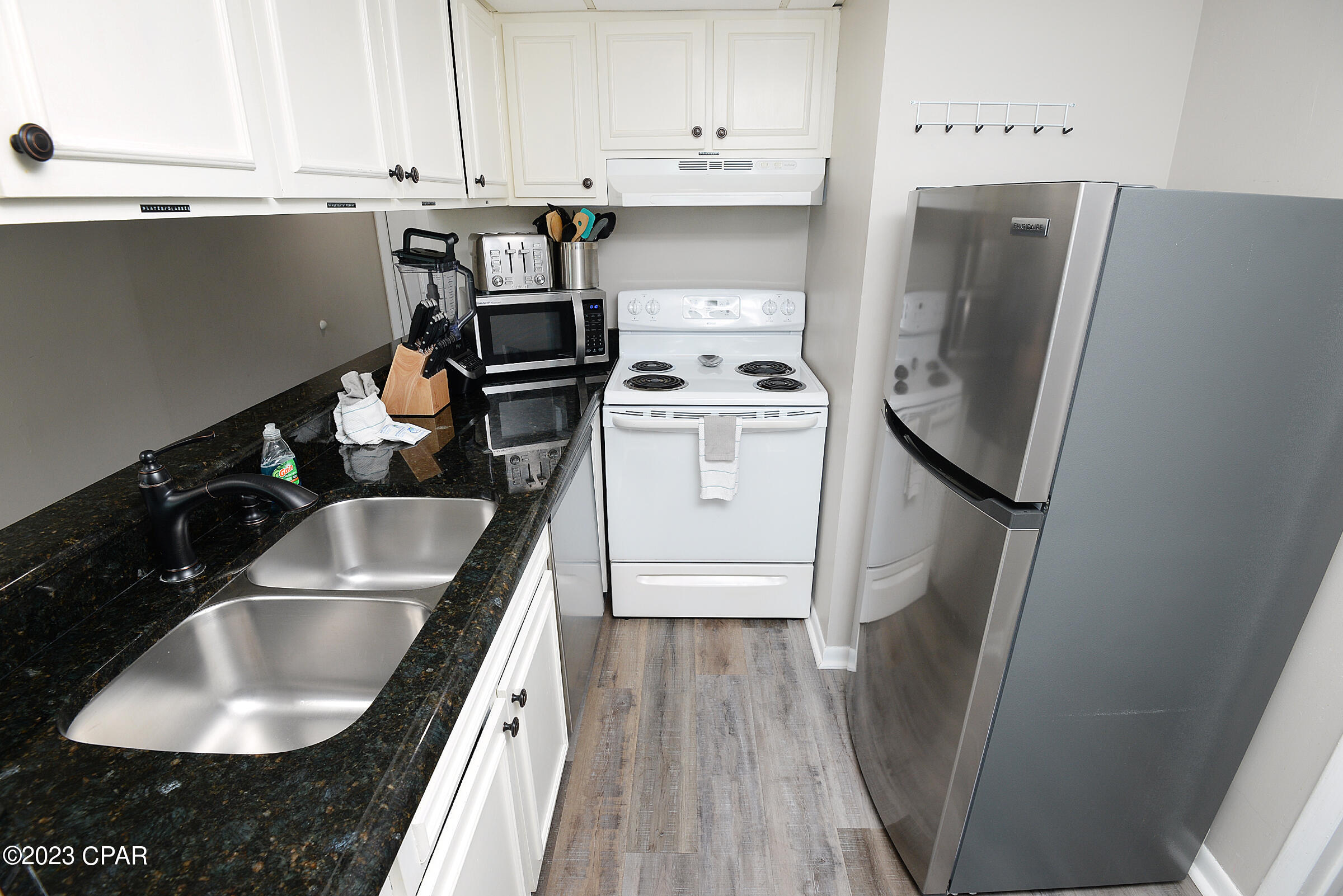 Sunbird Condo - Residential
