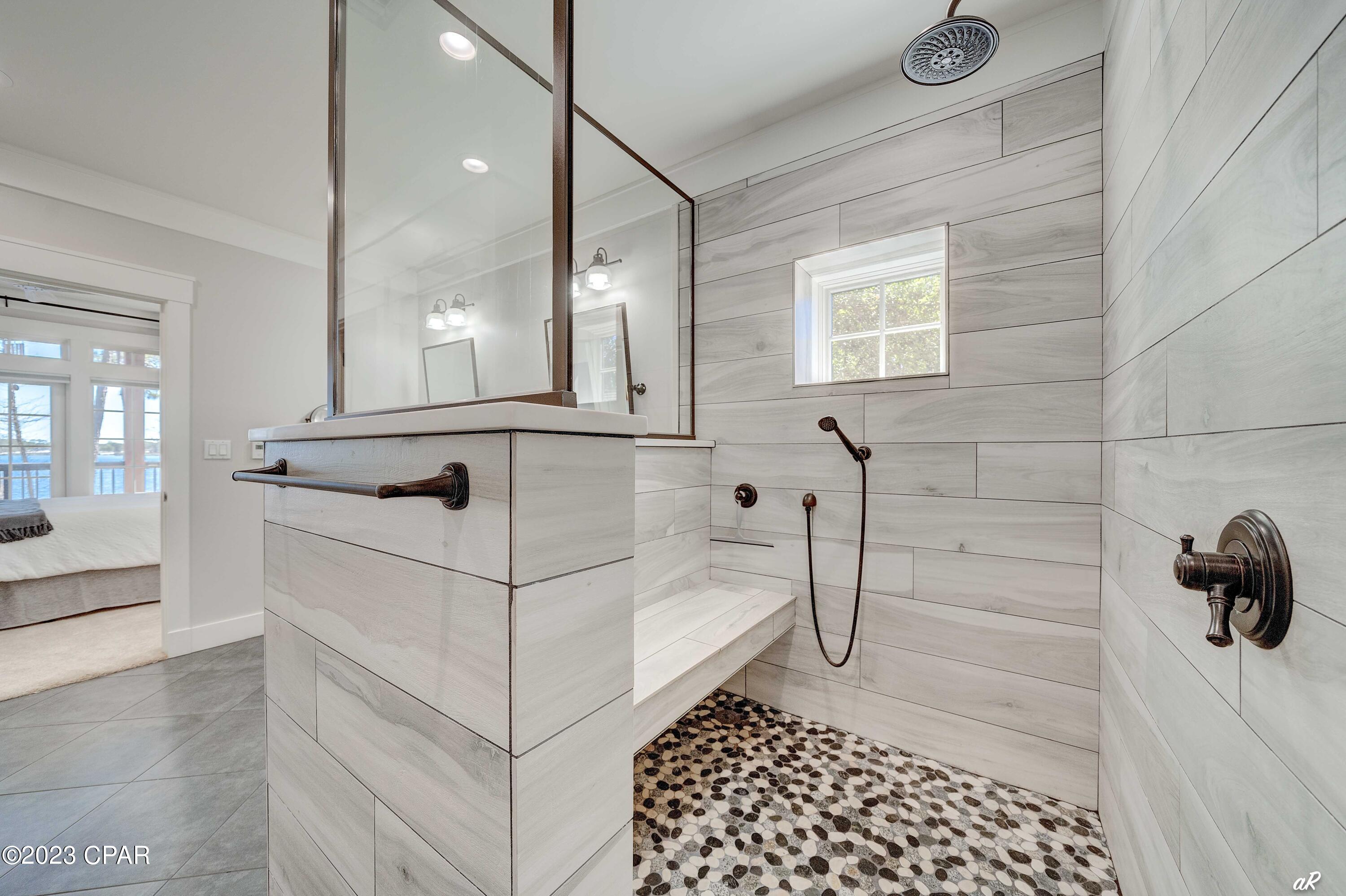 Lakeside Lodge At Prospect Pt - Residential