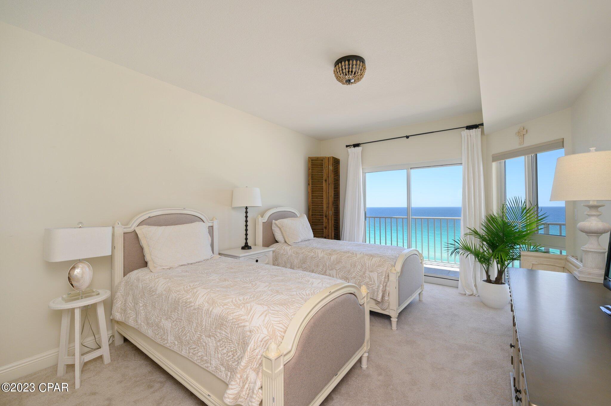 Holiday Isle - Residential
