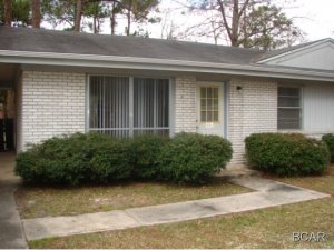 Nice 3 bedroom 2 bath home in heart of Lynn haven. This established home has a large fenced yard and 1 car, carport. Property is convenient to schools and shopping.