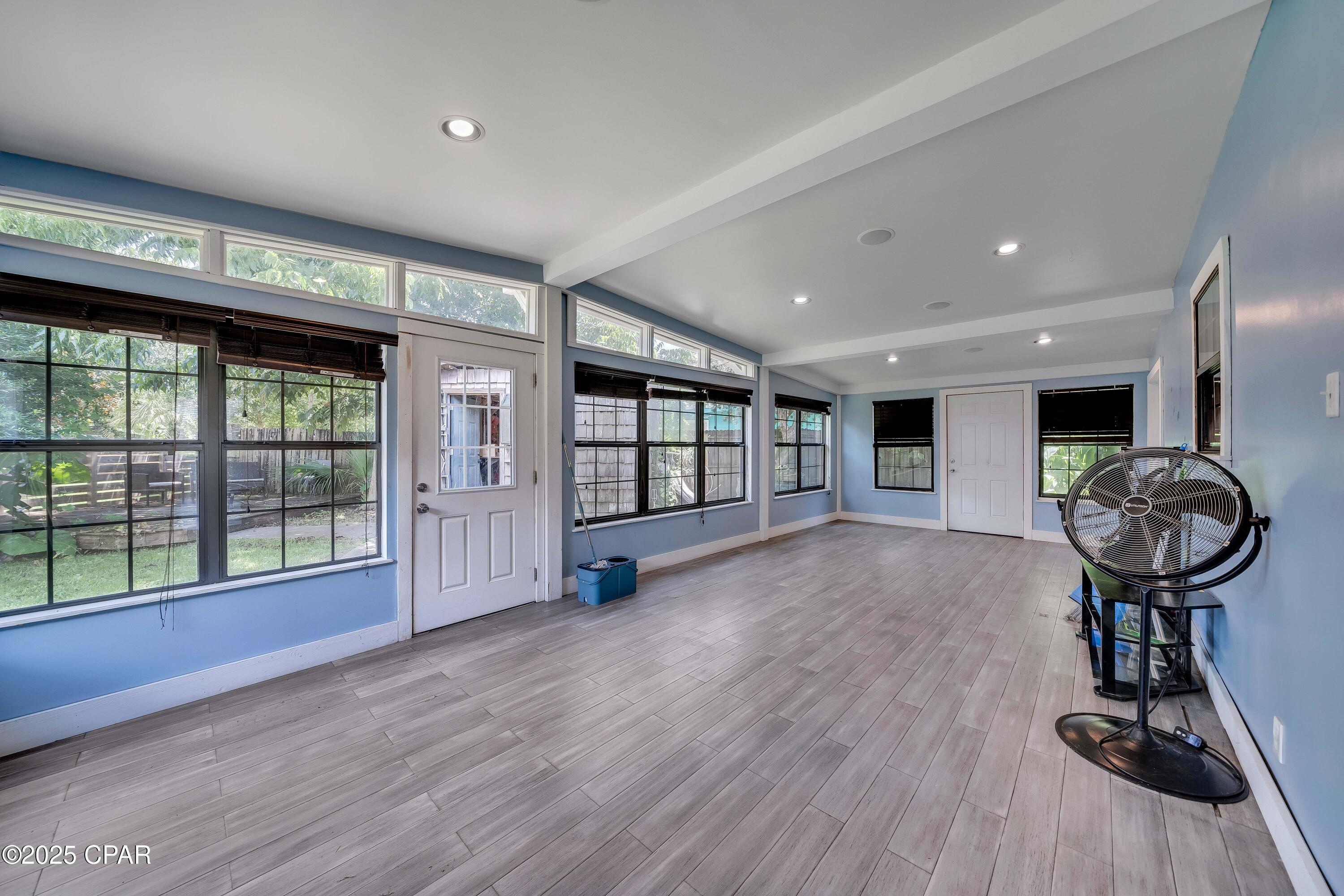 Woodlawn Unit 1 - Residential