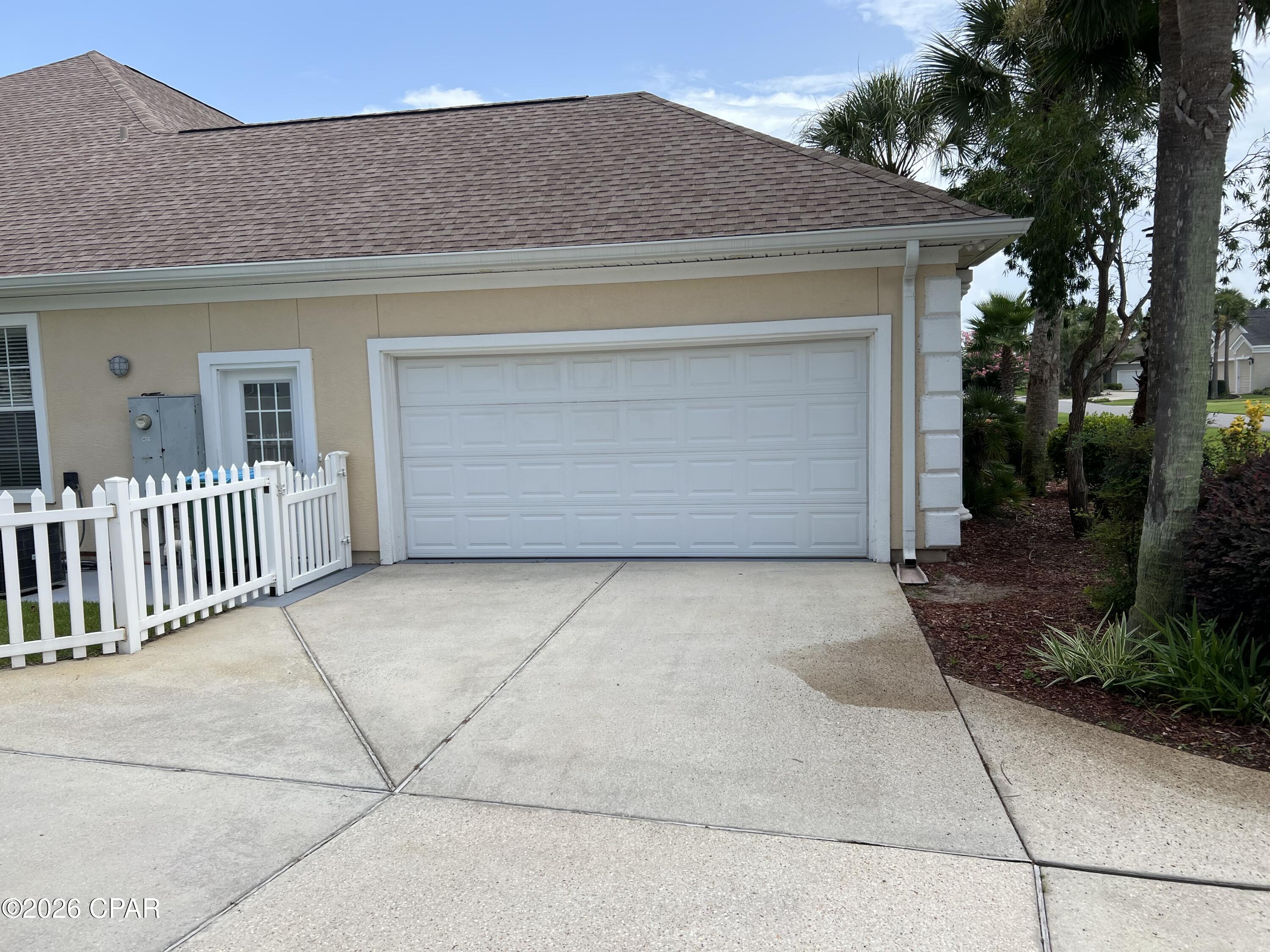Legend Lakes - Residential
